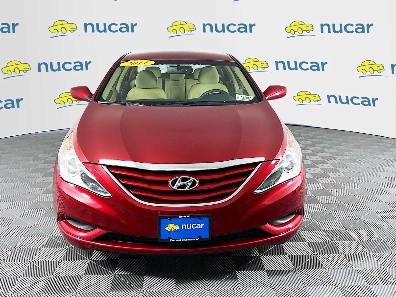 2011 Hyundai Sonata GLS - Photo 2