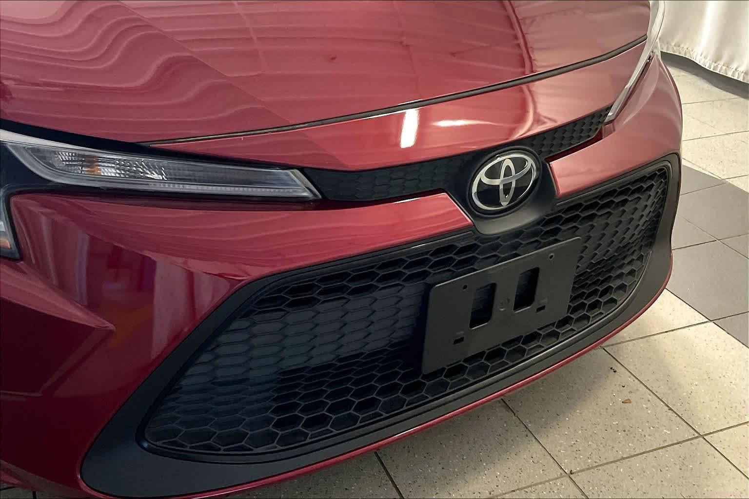 2022 Toyota Corolla LE - Photo 30