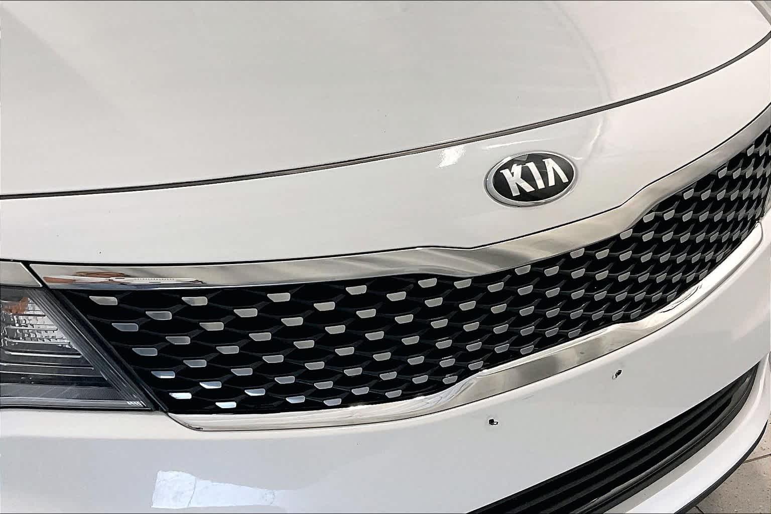 2016 Kia Optima EX - Photo 31