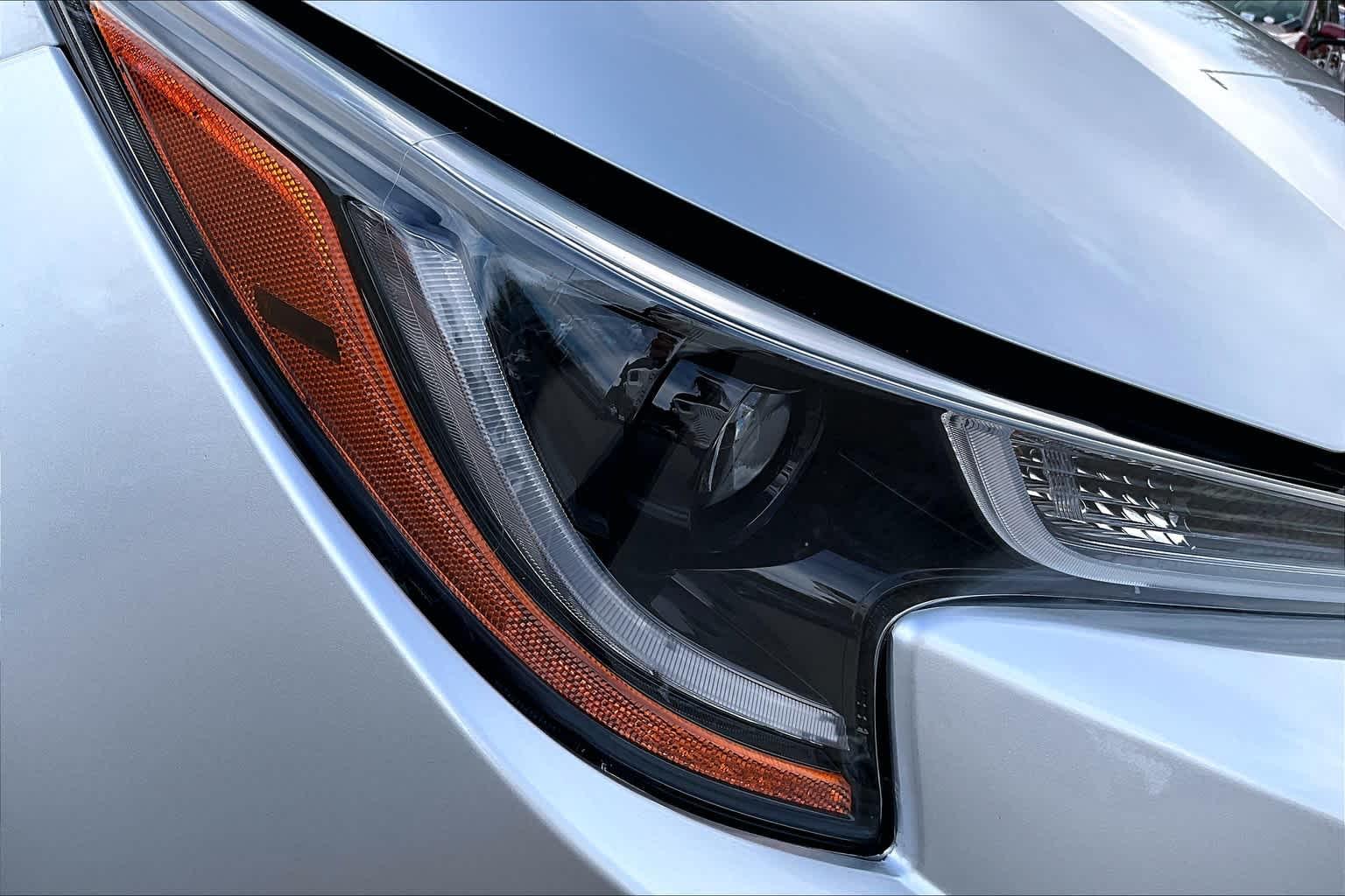 2021 Toyota Corolla LE - Photo 30