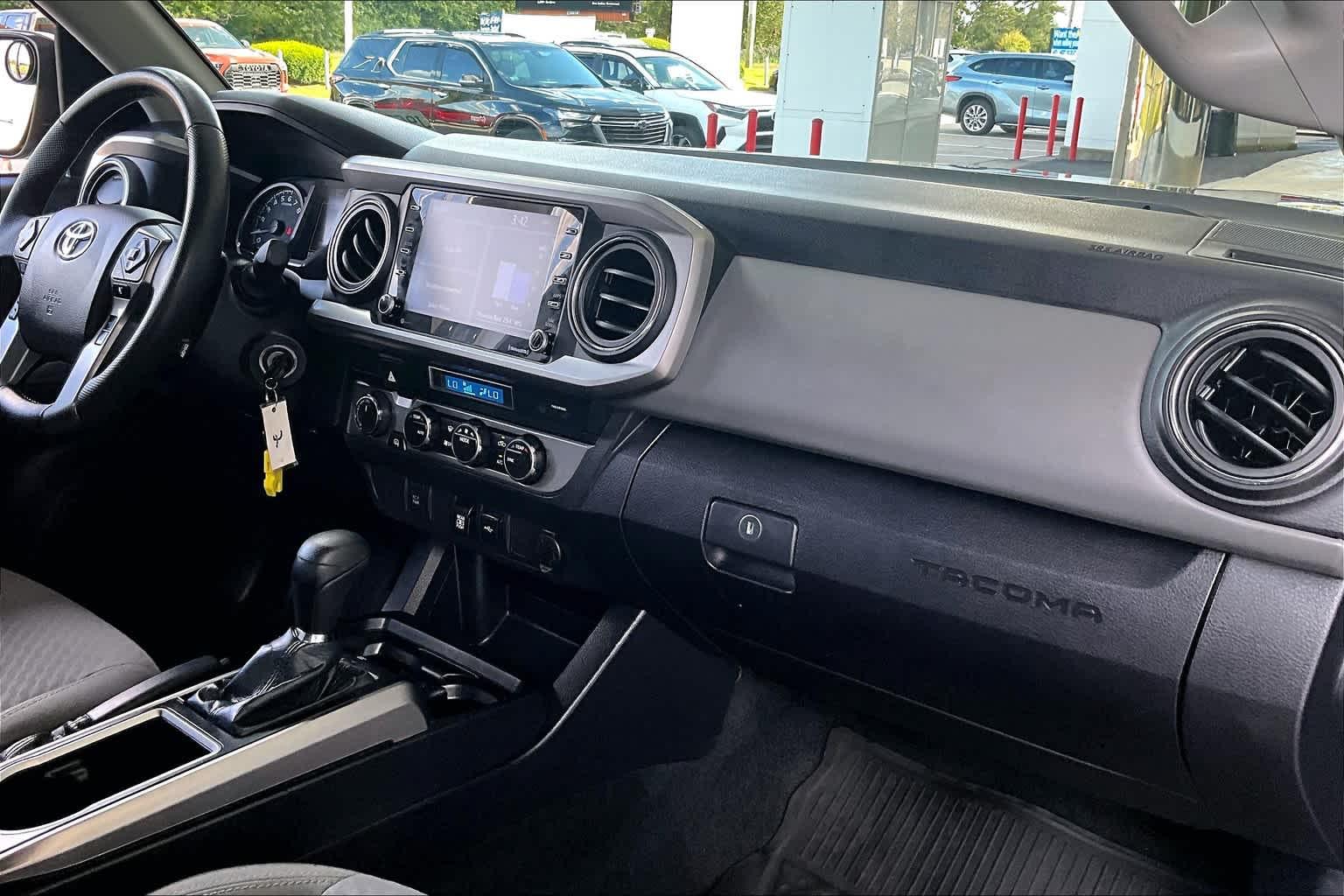 2021 Toyota Tacoma SR5 Double Cab 5 Bed V6 AT - Photo 14