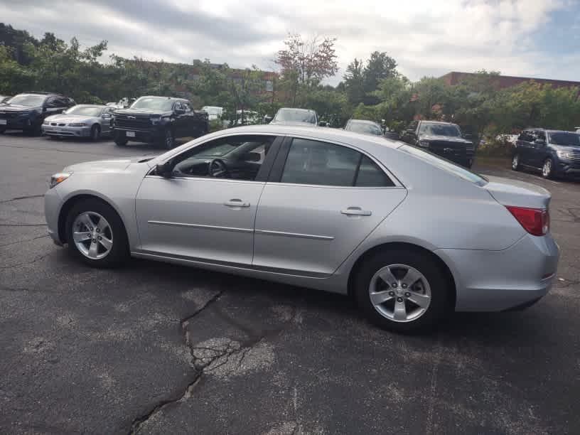 2014 Chevrolet Malibu LS - Photo 5