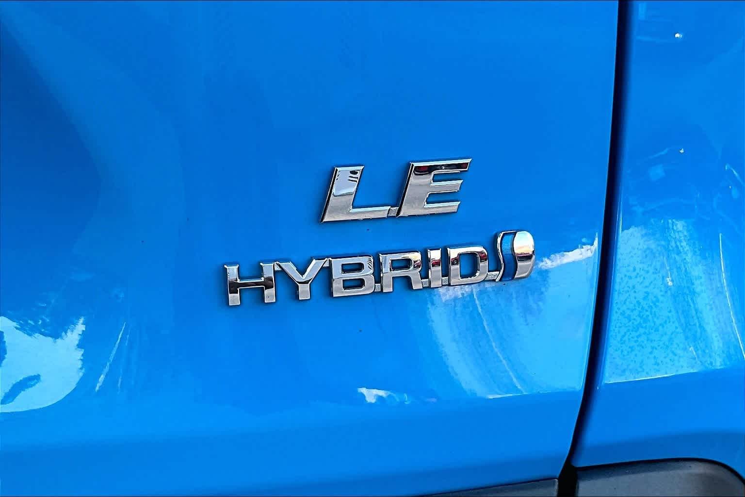 2021 Toyota RAV4 Hybrid LE - Photo 26