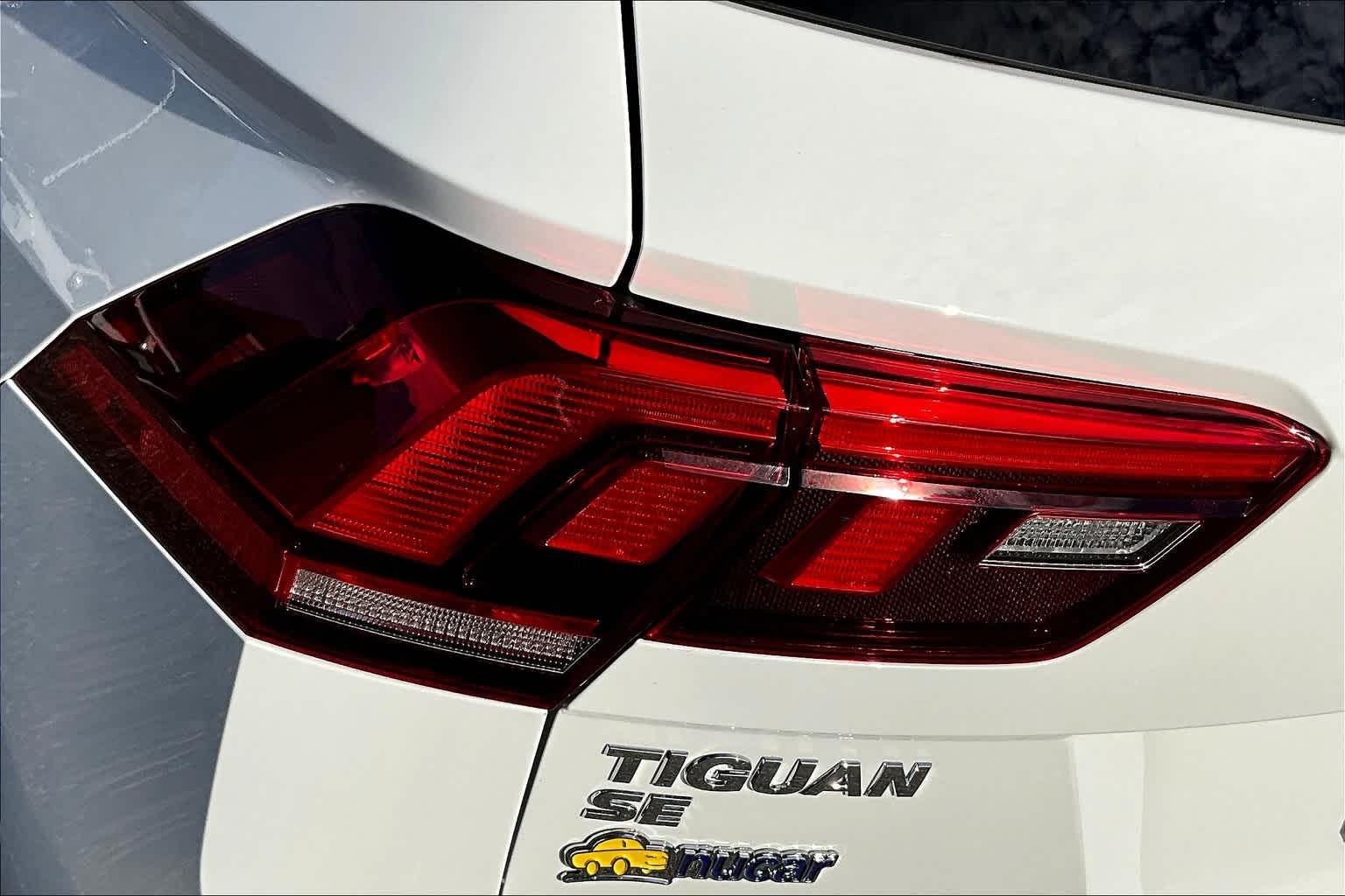 2021 Volkswagen Tiguan SE R-Line Black - Photo 33