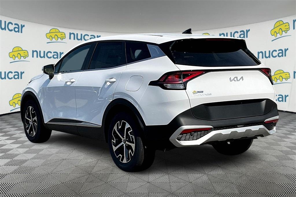 2025 Kia Sportage EX - Photo 4