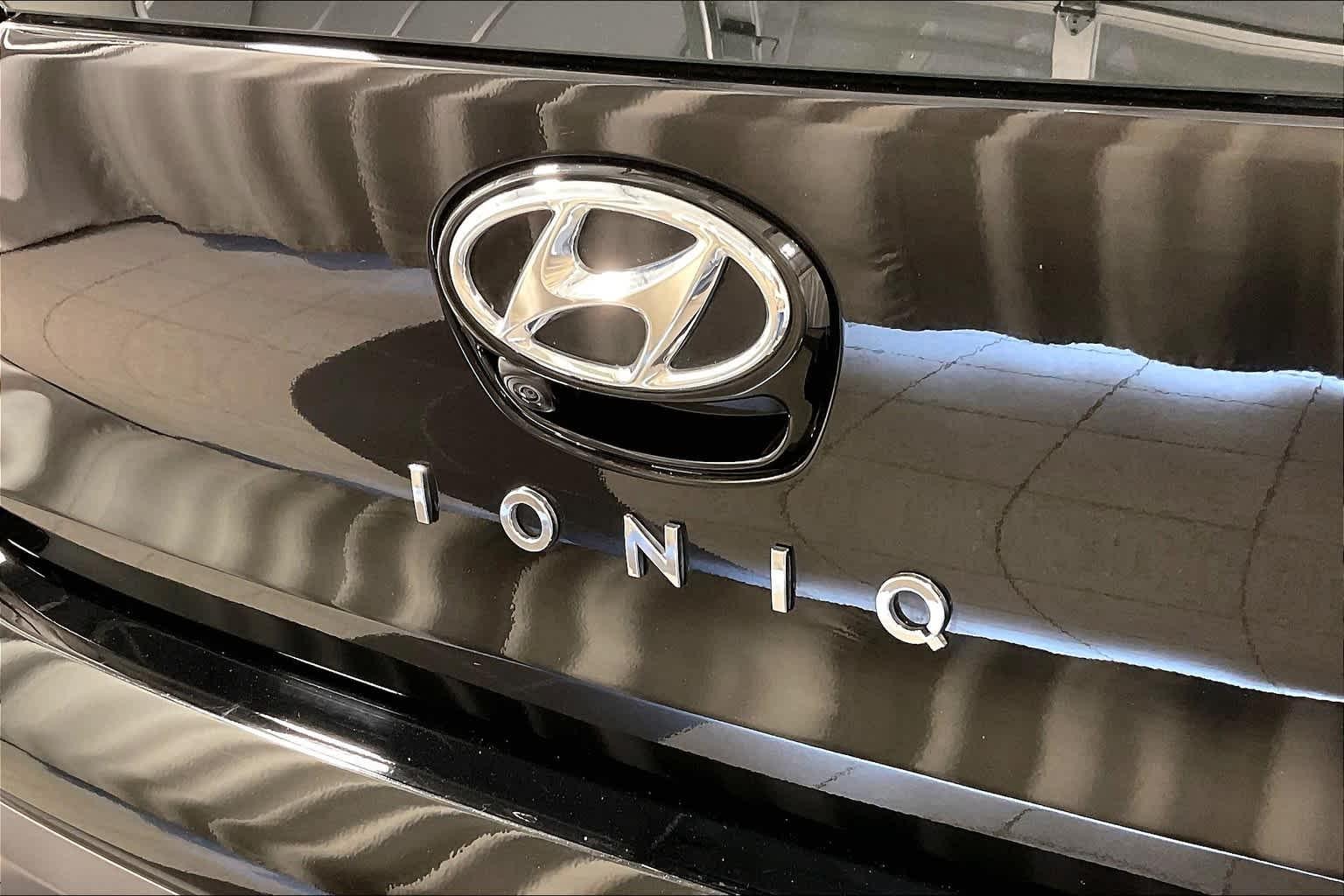 2021 Hyundai IONIQ Electric Limited - Photo 28