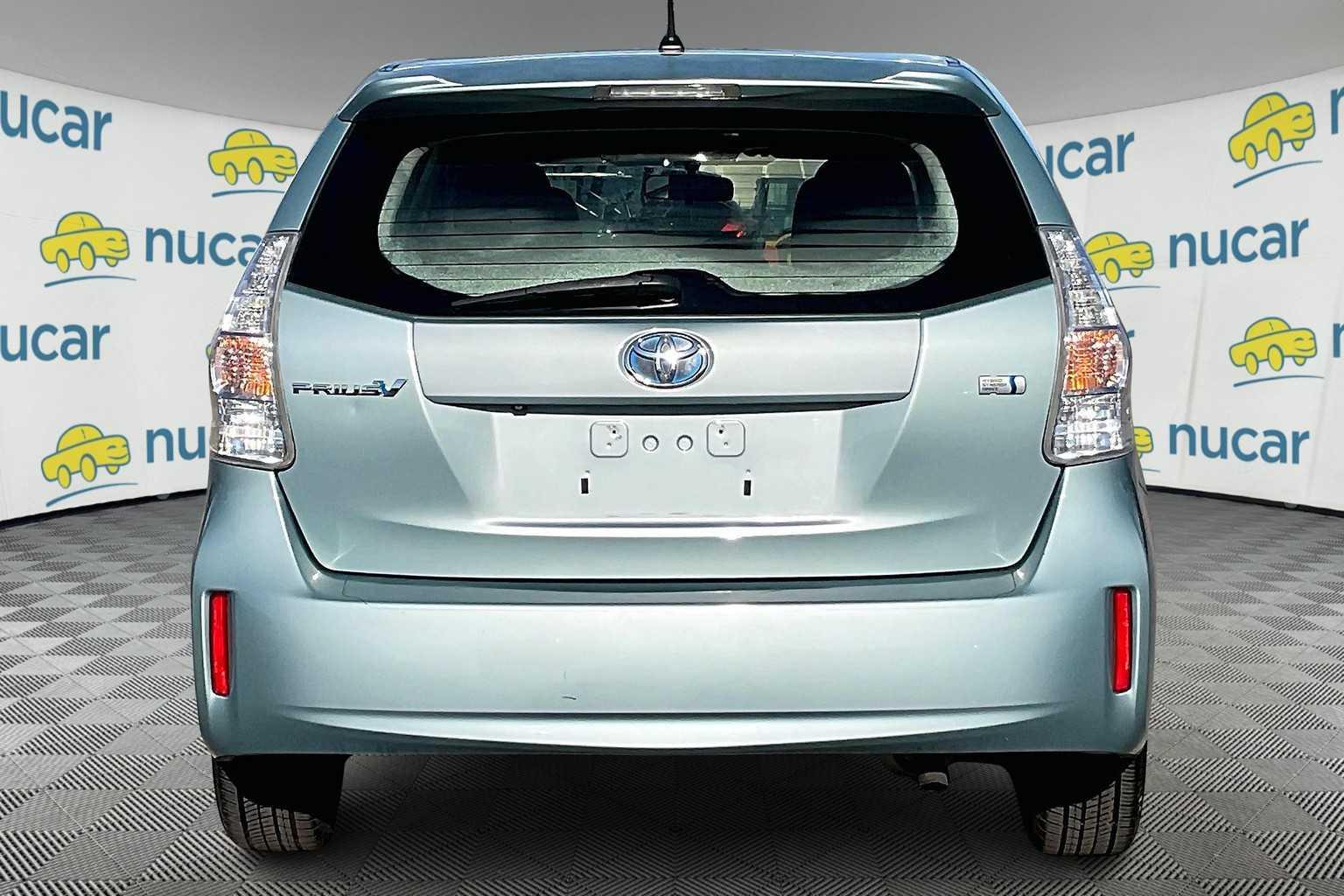 2014 Toyota Prius V Two - Photo 5