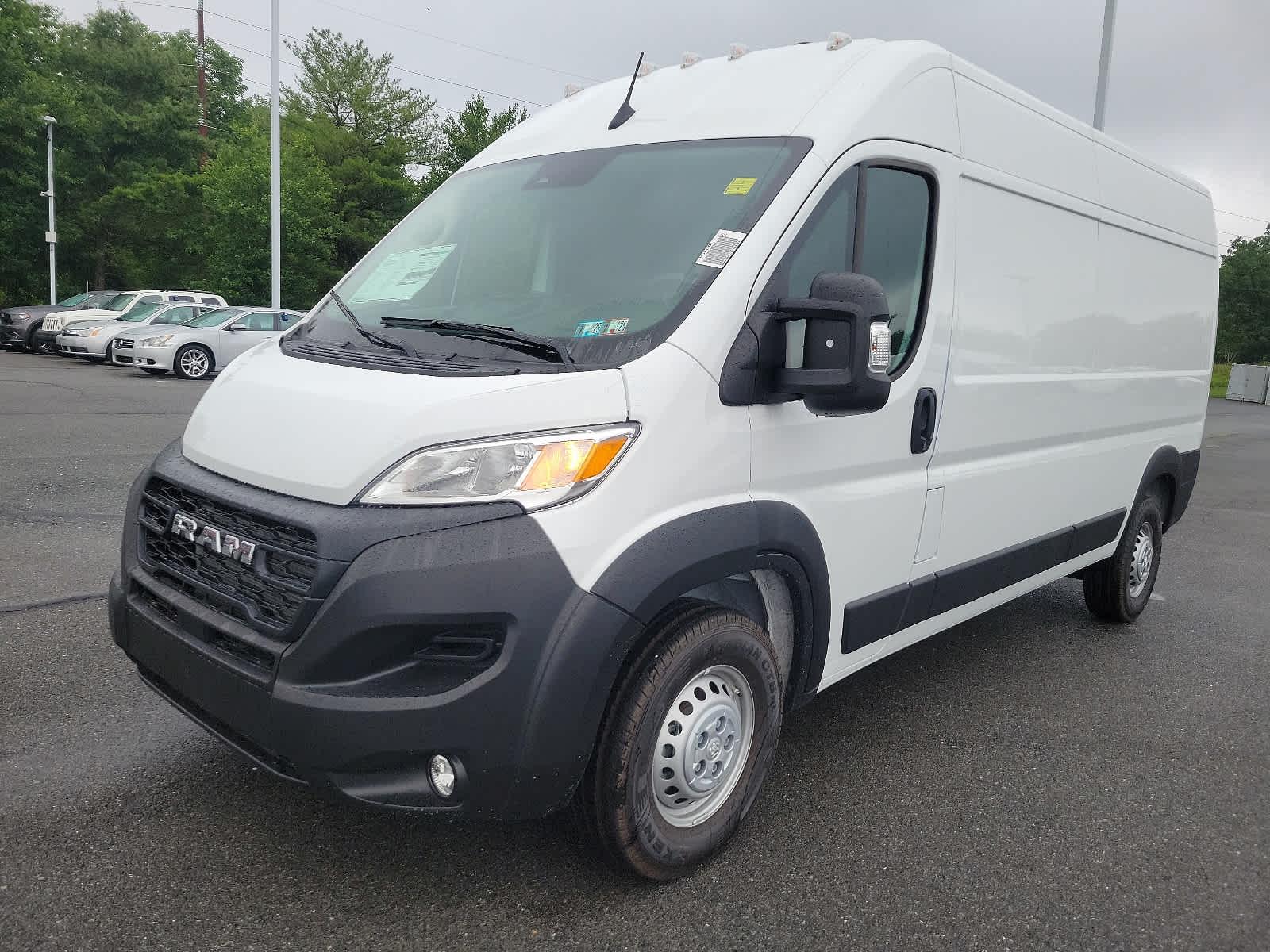 2024 Ram ProMaster Tradesman - Photo 2