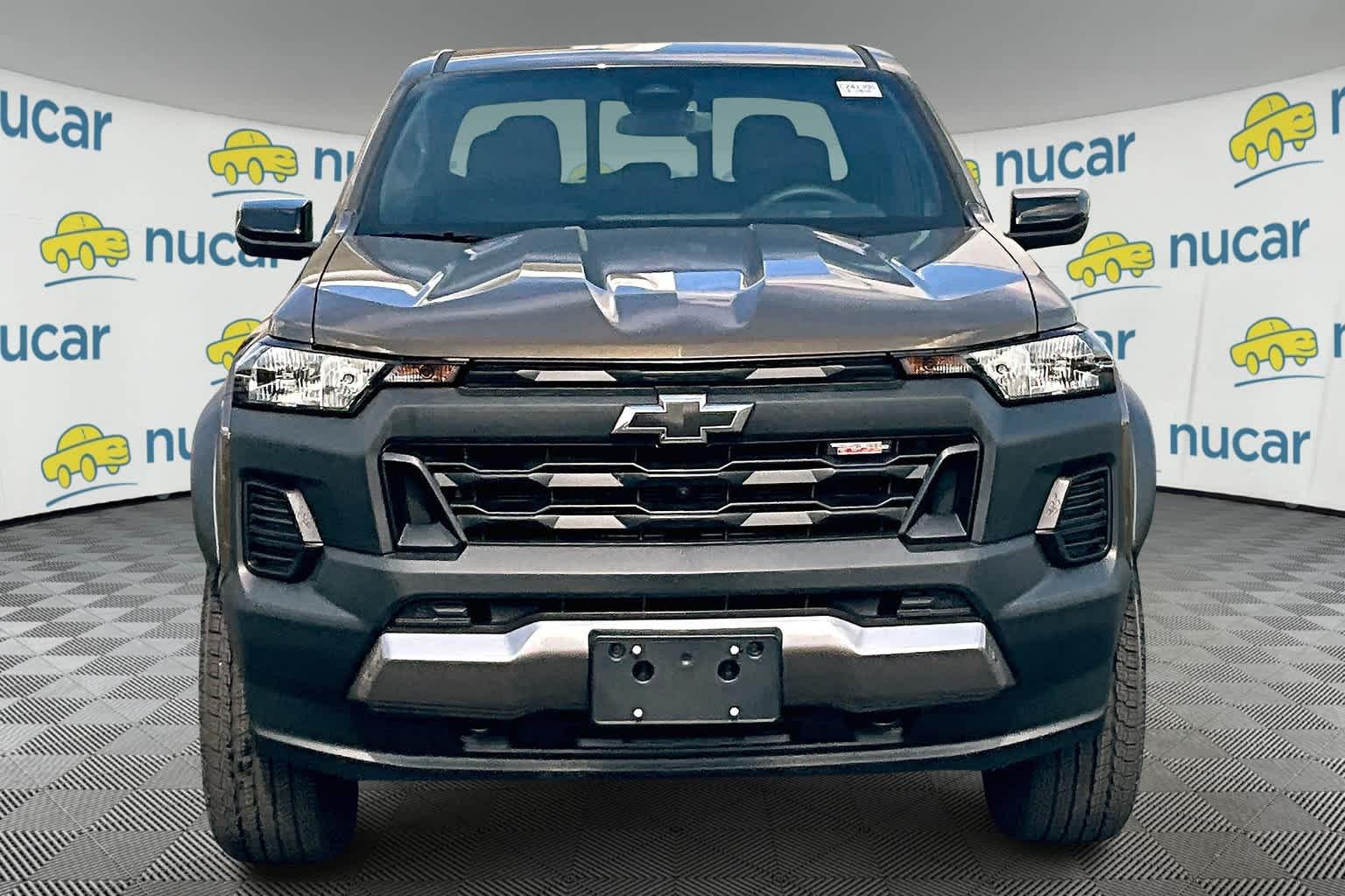 2024 Chevrolet Colorado 4WD Trail Boss Crew Cab - Photo 2