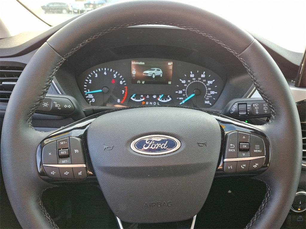 2022 Ford Escape SE - Photo 18