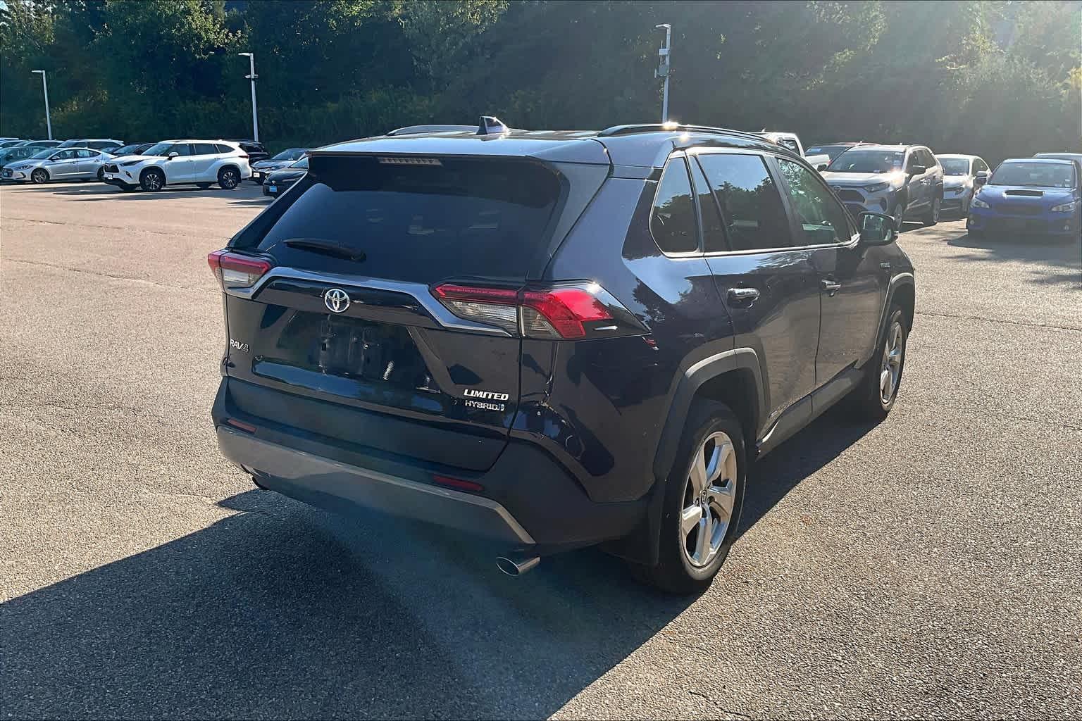 2021 Toyota RAV4 Hybrid Limited - Photo 4