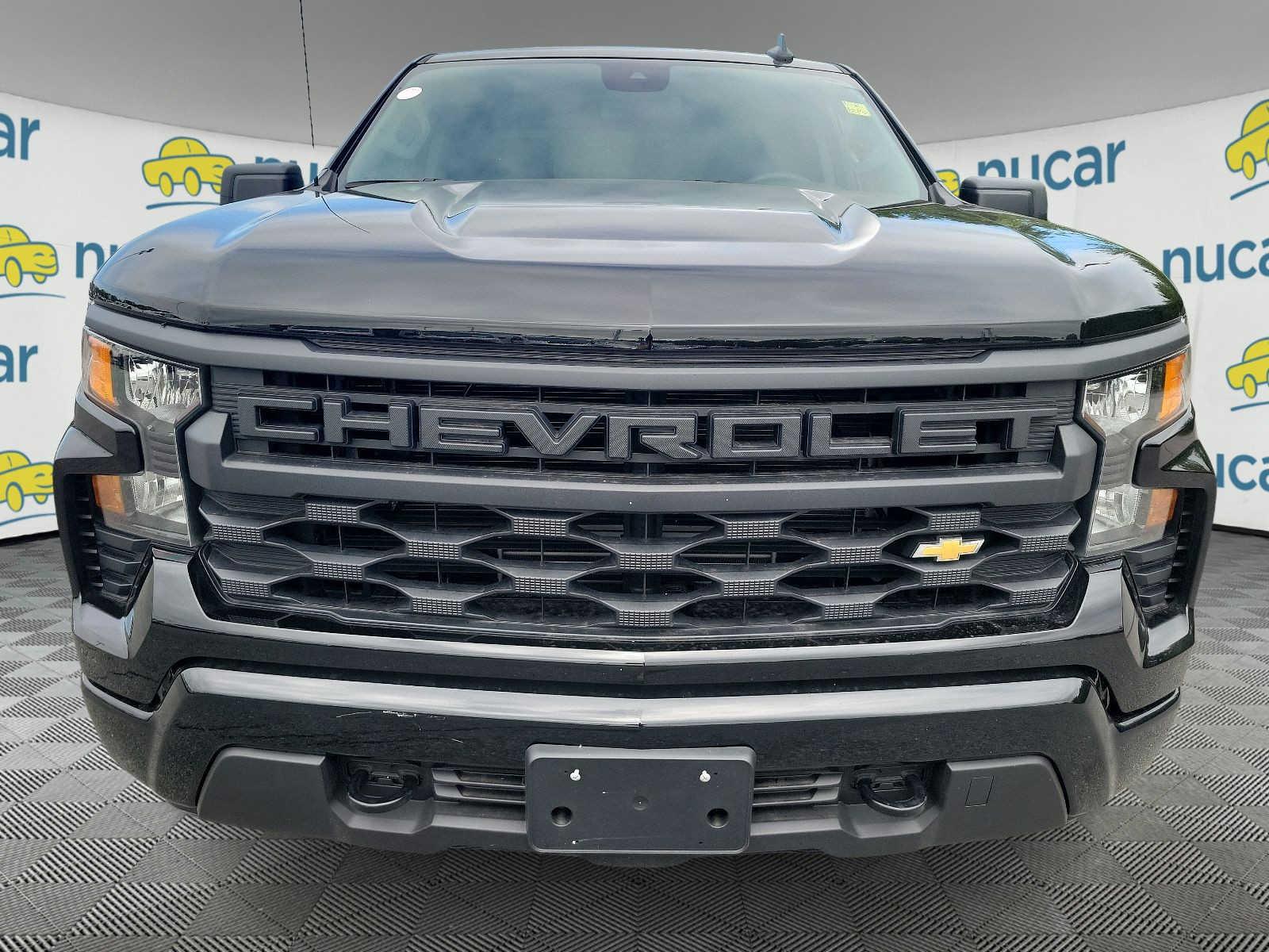 2024 Chevrolet Silverado 1500 Custom 4WD Double Cab 147 - Photo 2