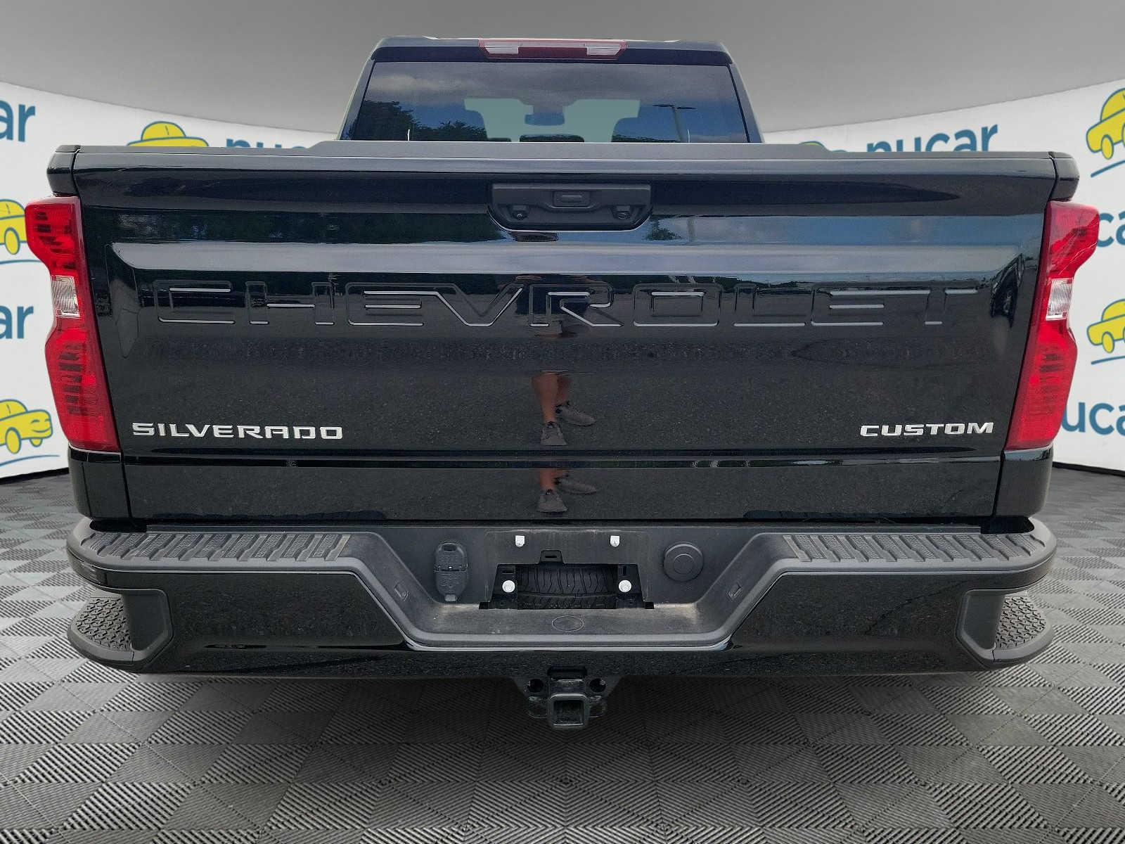 2024 Chevrolet Silverado 1500 Custom 4WD Double Cab 147 - Photo 5