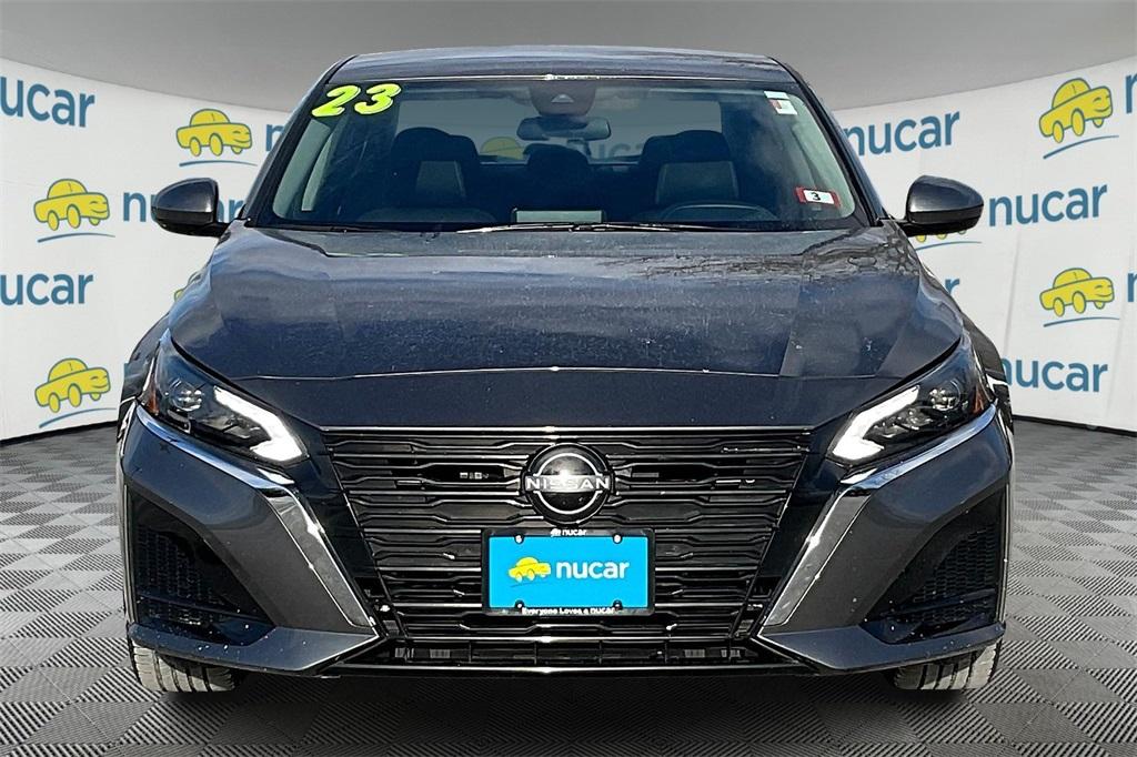 2023 Nissan Altima 2.5 SV - Photo 2