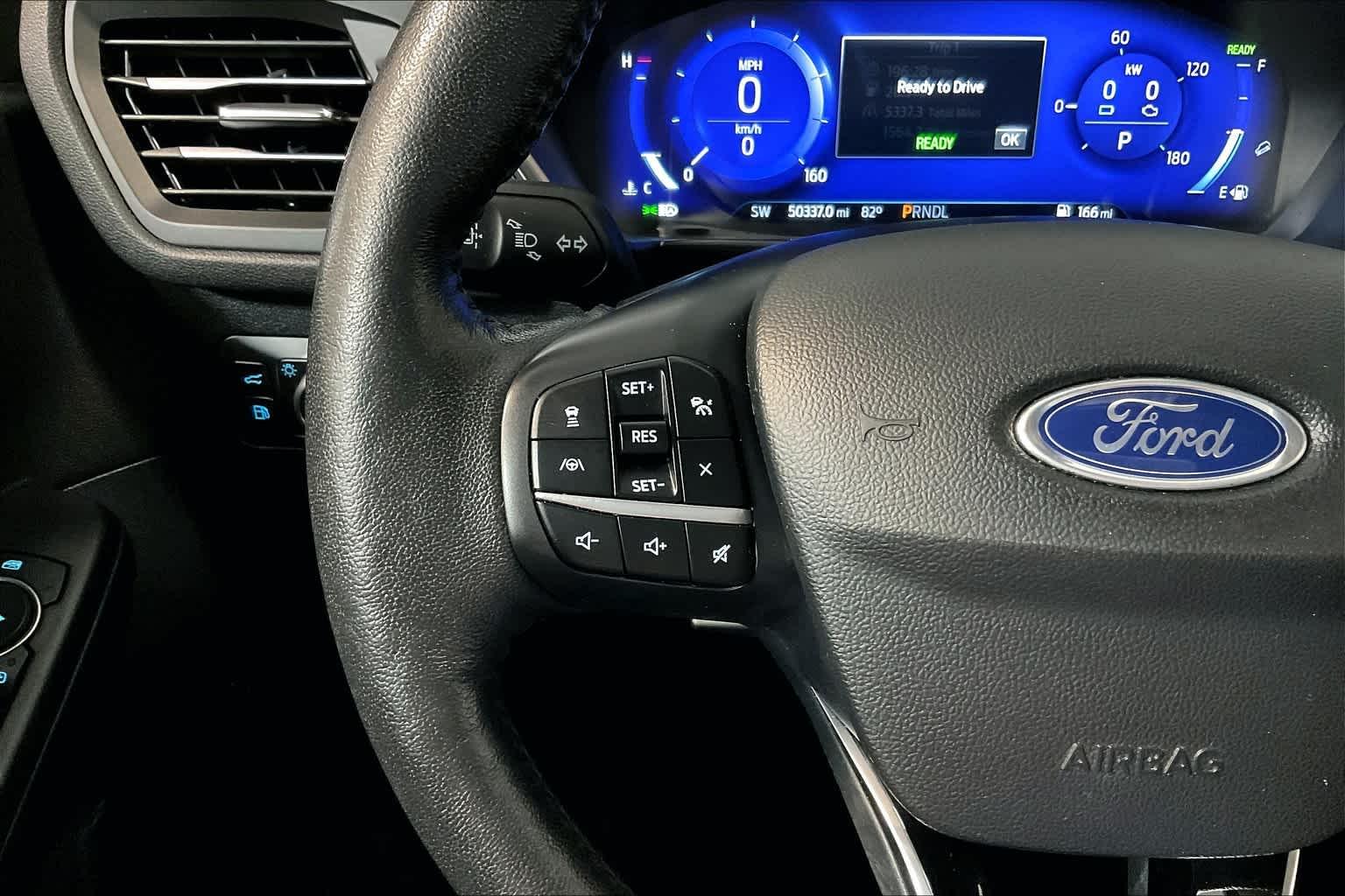 2020 Ford Escape Titanium Hybrid - Photo 22