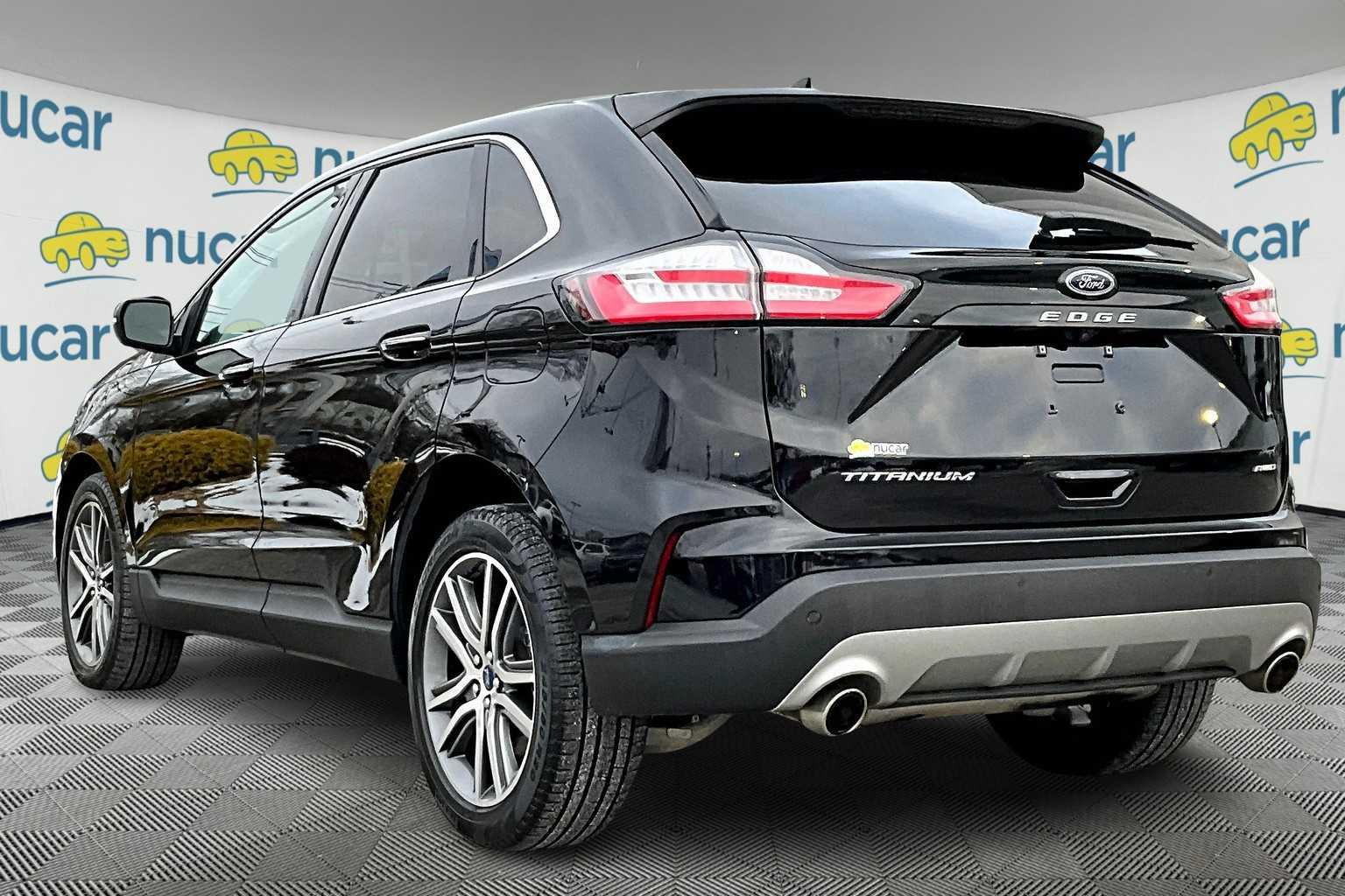 2022 Ford Edge Titanium - Photo 4