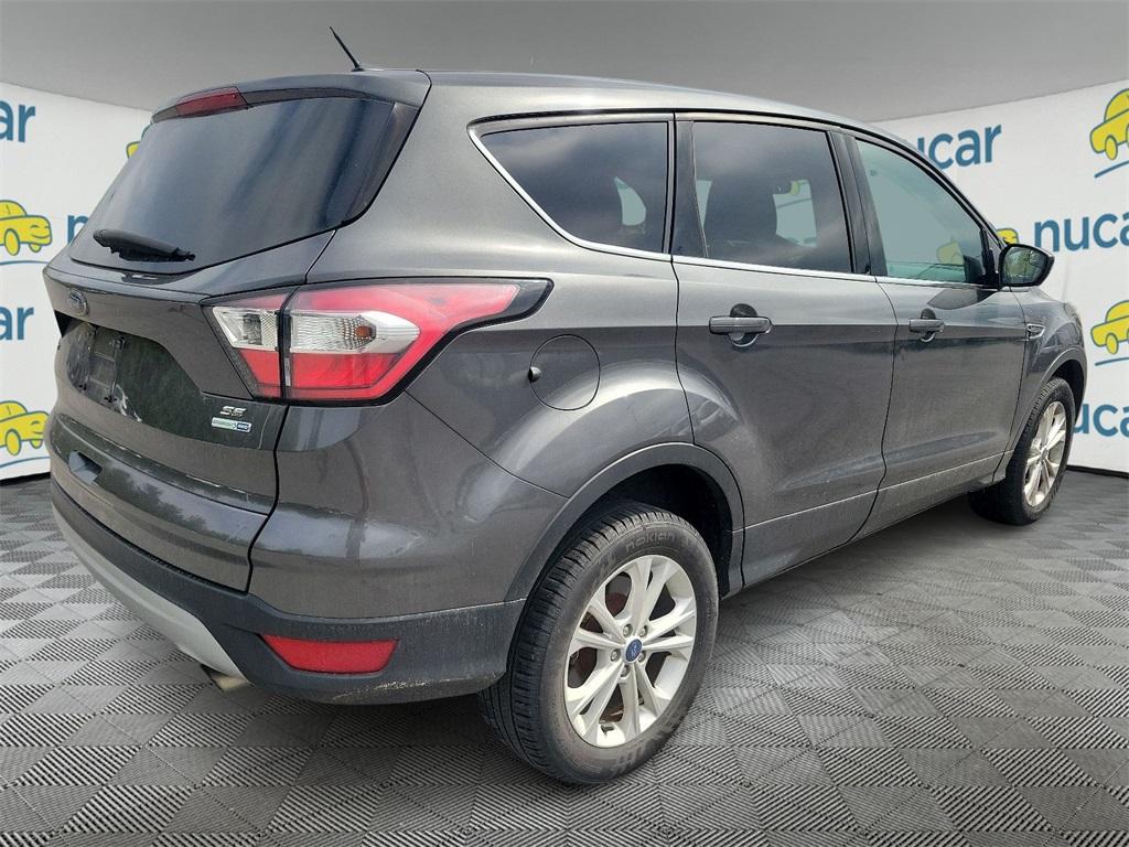 2017 Ford Escape SE - Photo 6