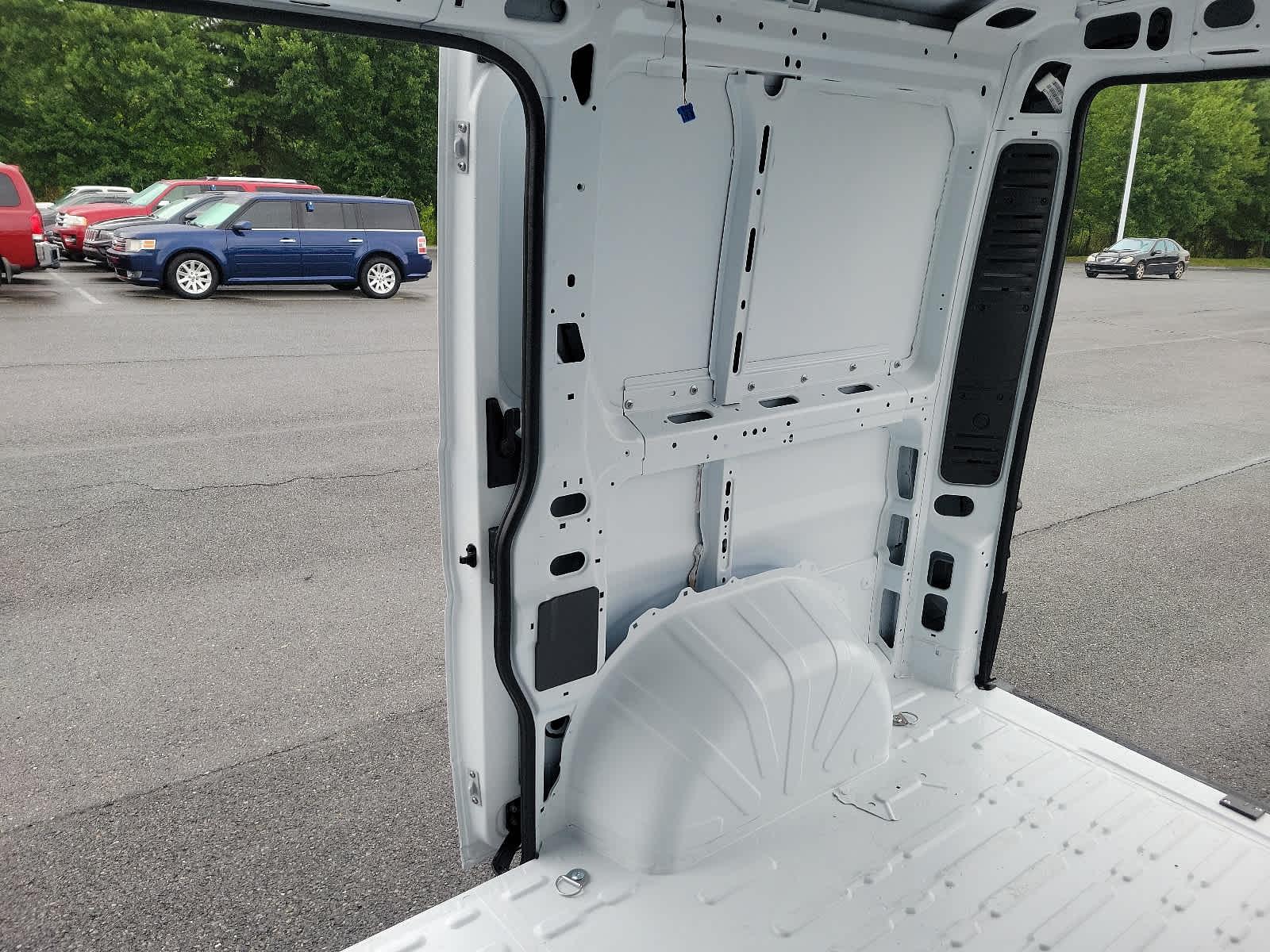 2024 Ram ProMaster 1500 Low Roof - Photo 17