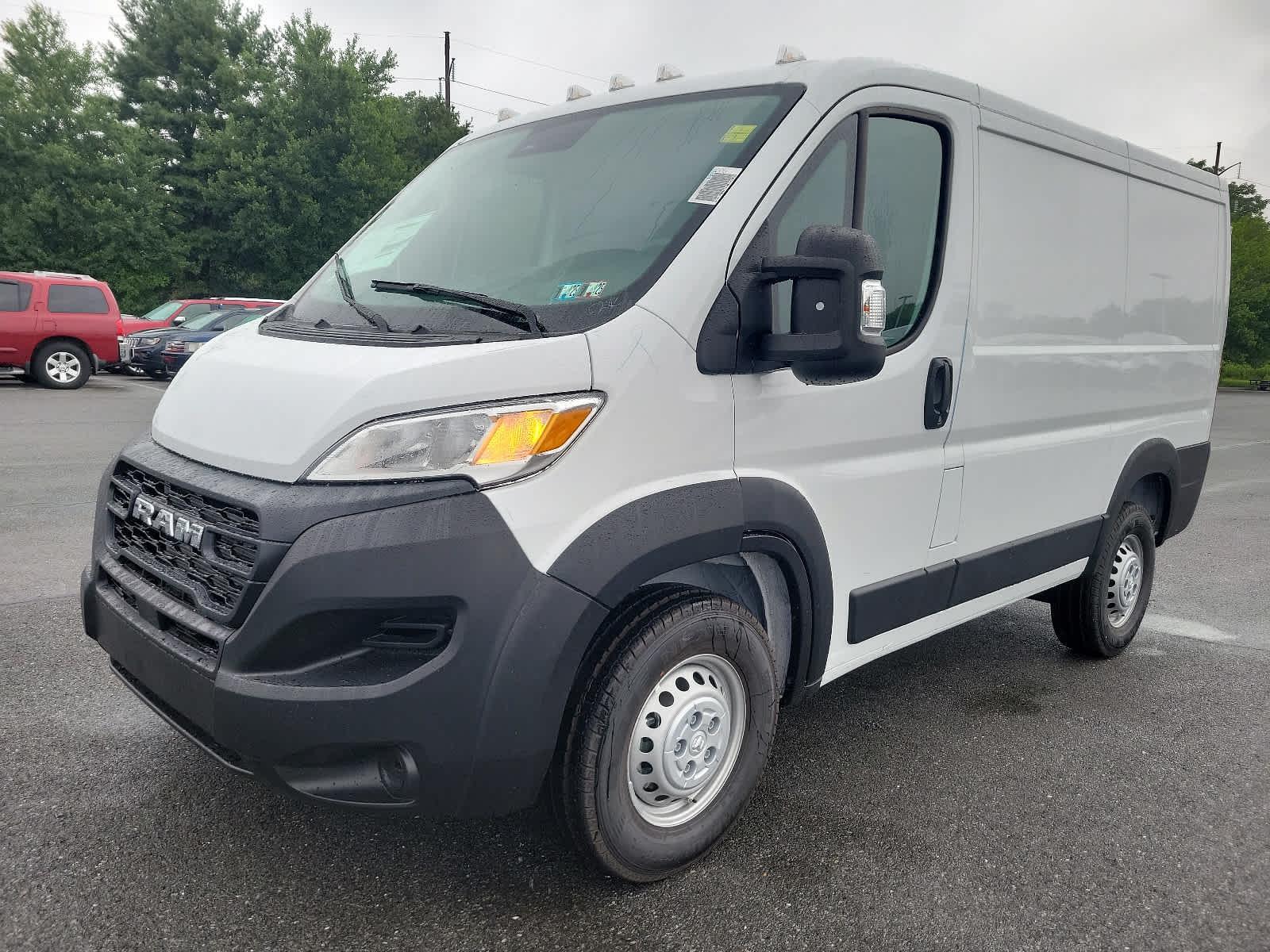 2024 Ram ProMaster Tradesman - Photo 2