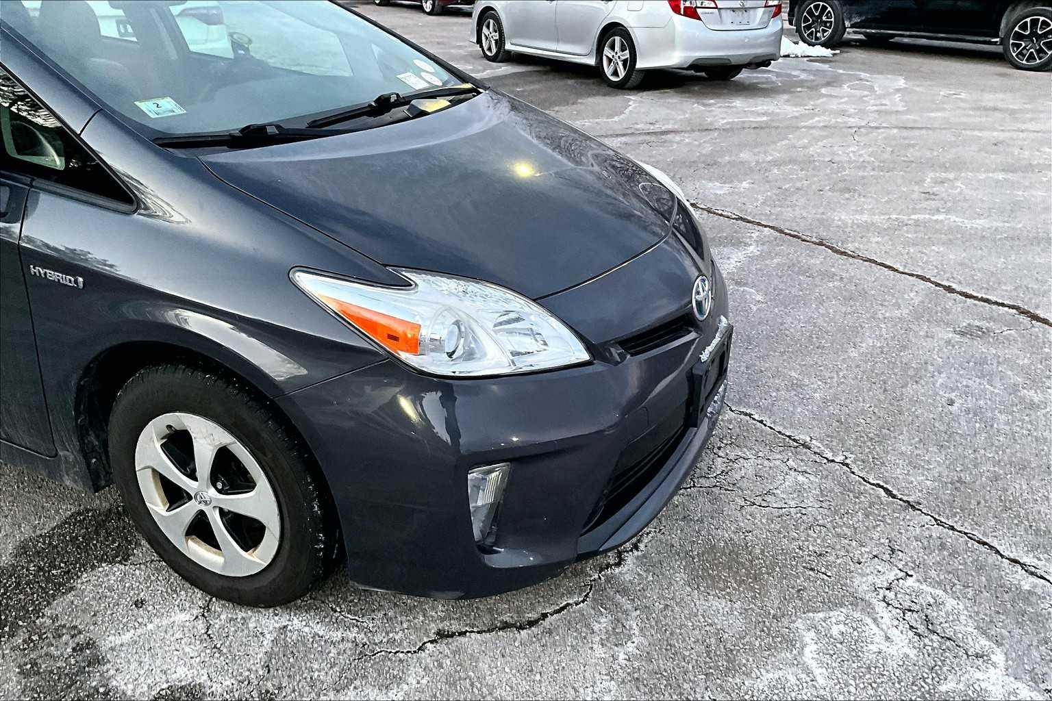 2015 Toyota Prius Two - Photo 5