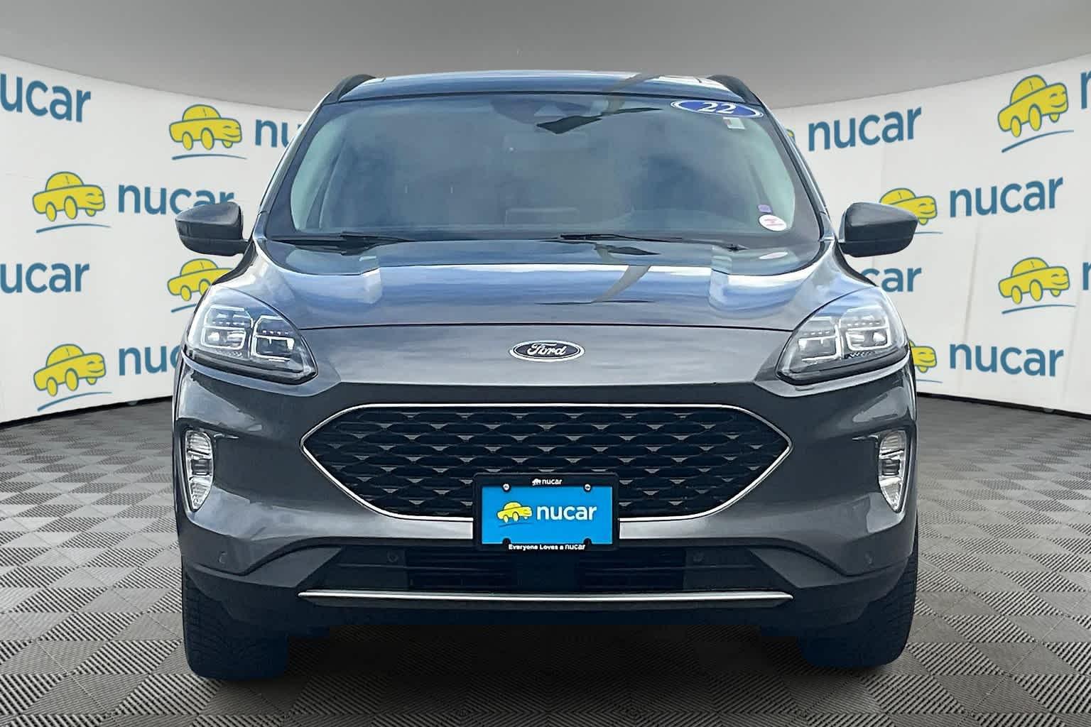 2022 Ford Escape Titanium - Photo 2