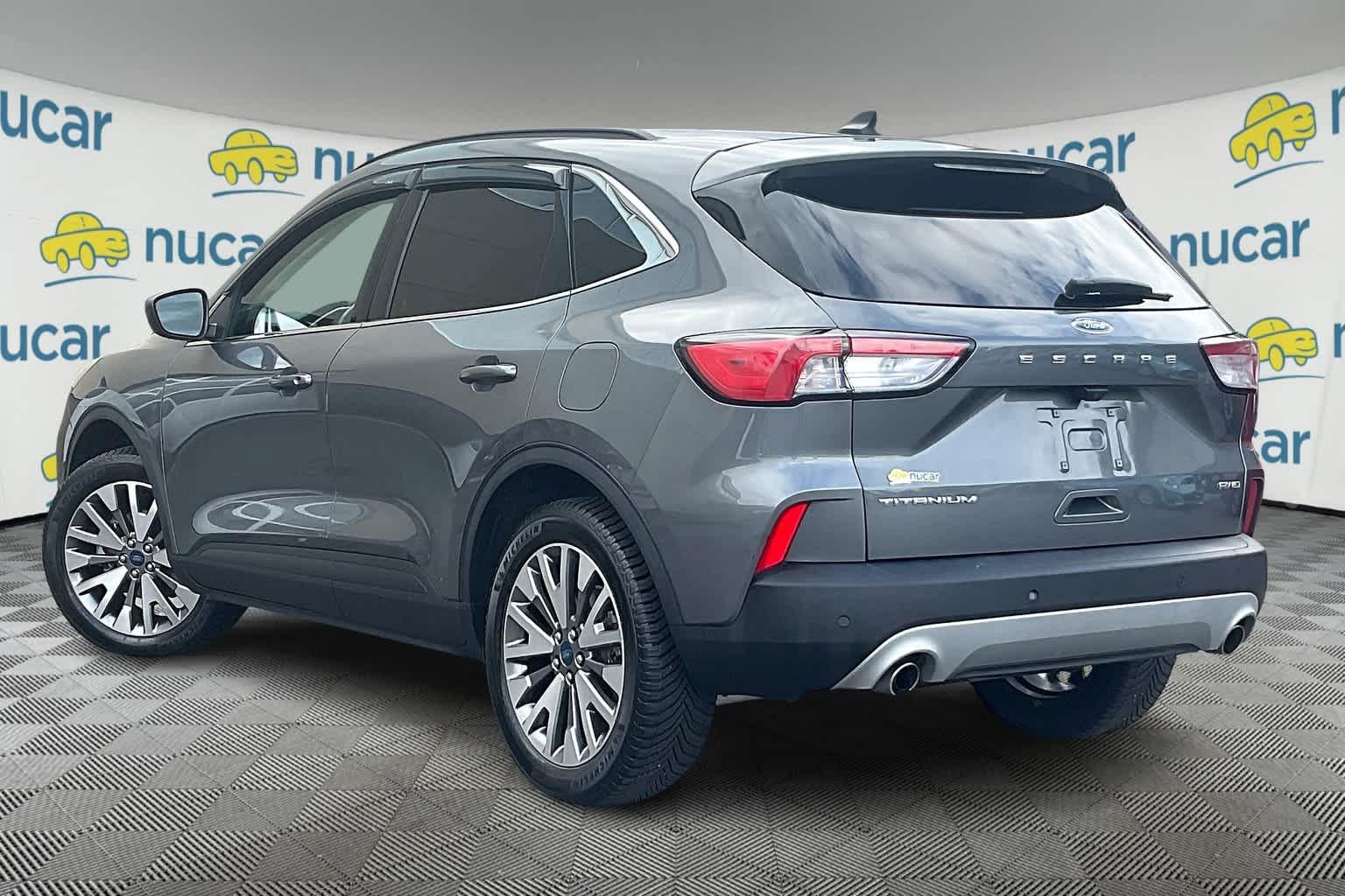 2022 Ford Escape Titanium - Photo 4