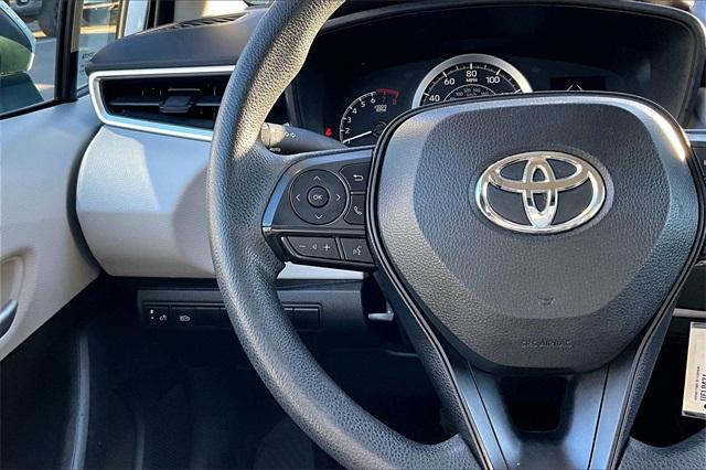 2021 Toyota Corolla LE - Photo 24