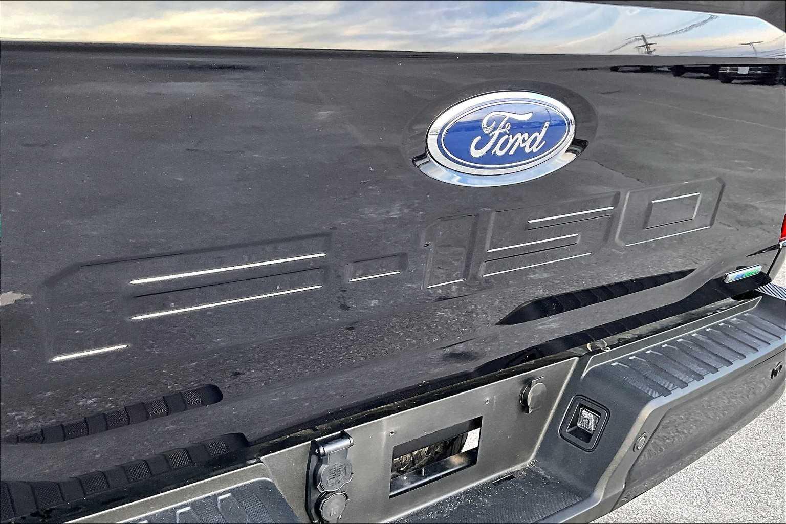 2021 Ford F-150 LARIAT - Photo 26