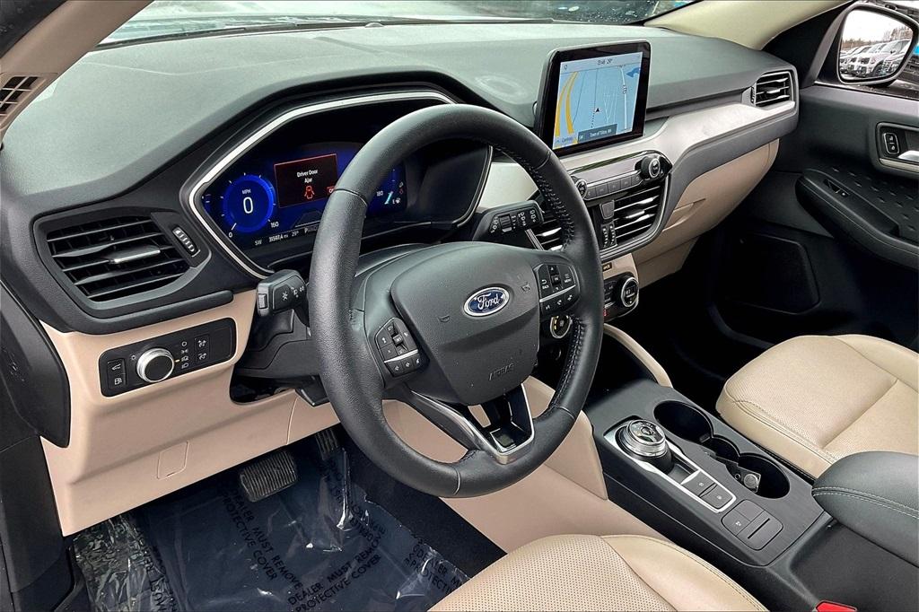 2020 Ford Escape SE Sport Hybrid - Photo 8