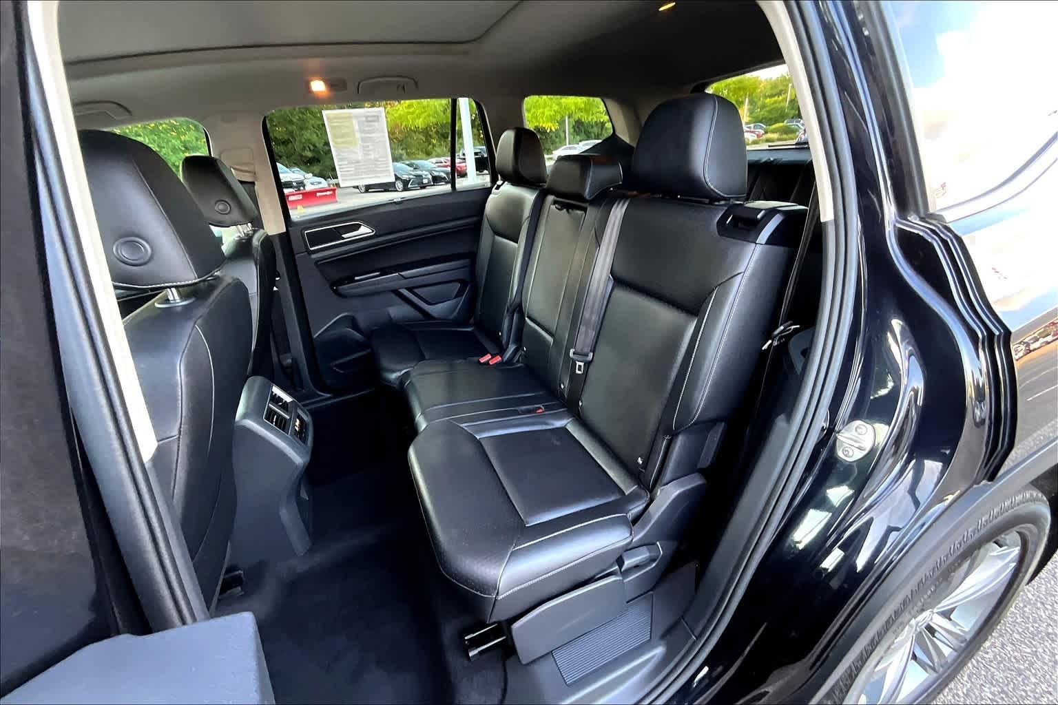 2019 Volkswagen Atlas 3.6L V6 SEL R-Line - Photo 15