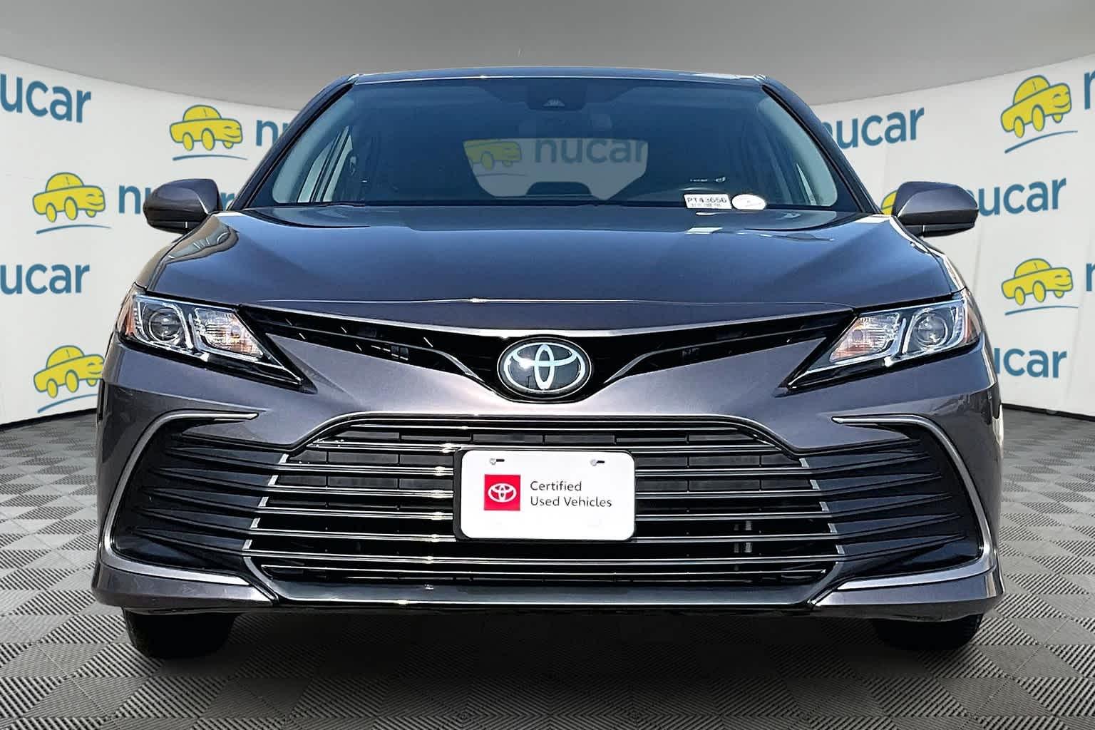 2023 Toyota Camry LE - Photo 2