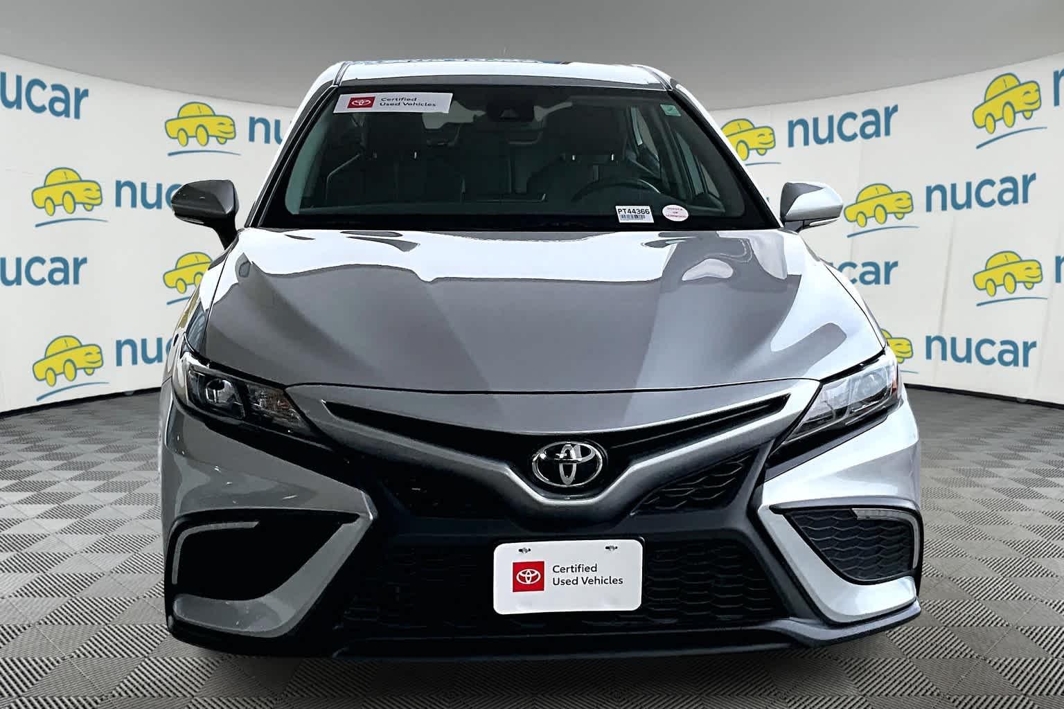 2024 Toyota Camry SE - Photo 2