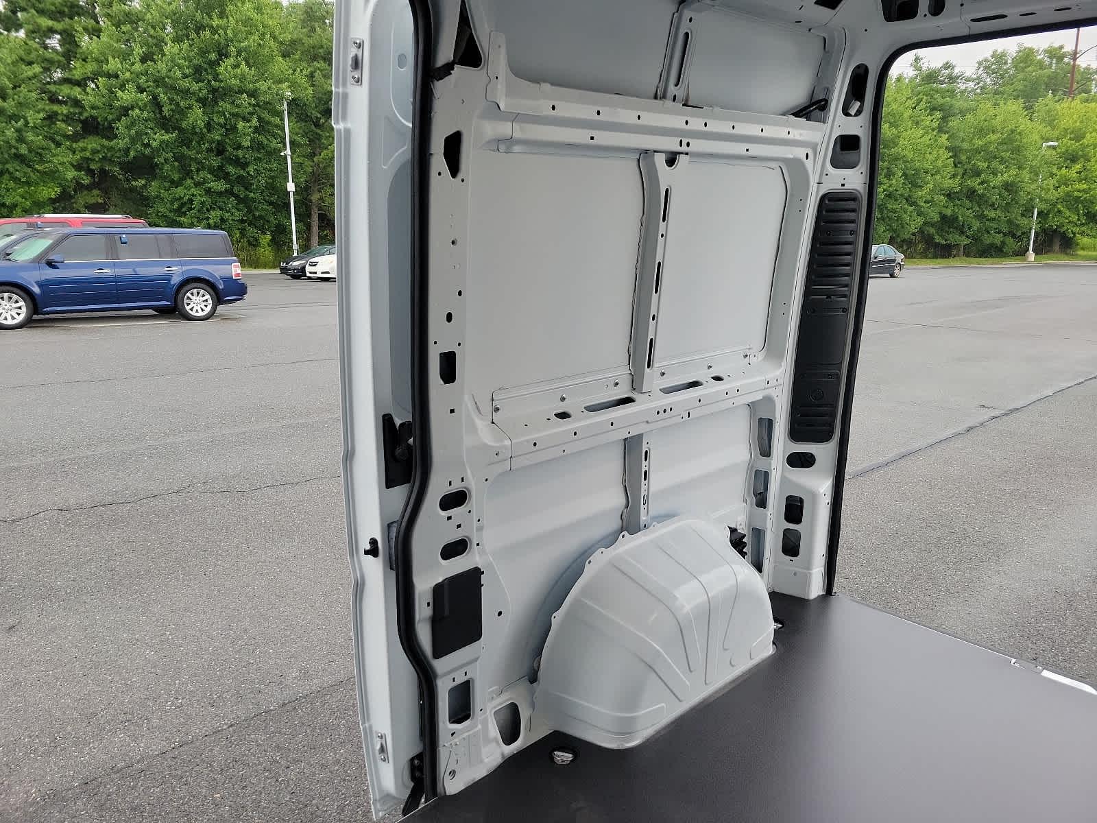 2024 Ram ProMaster Tradesman - Photo 17