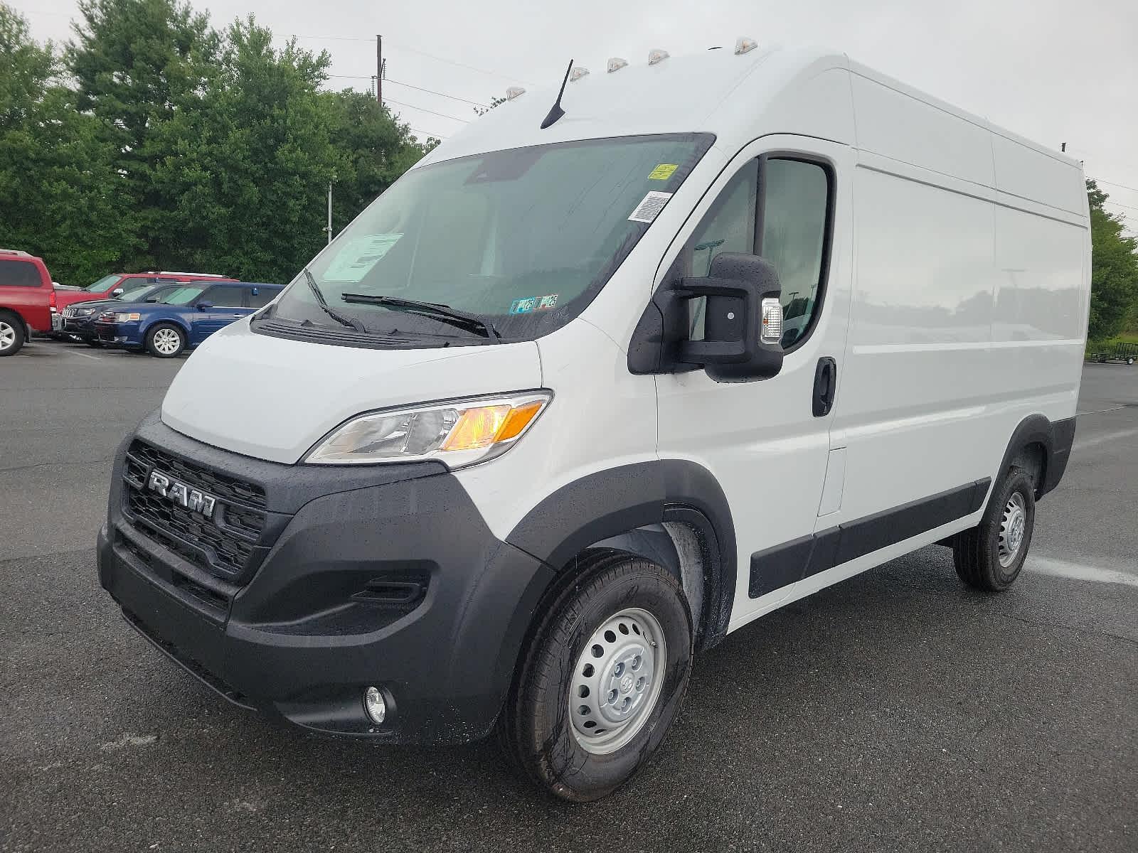 2024 Ram ProMaster Tradesman - Photo 2