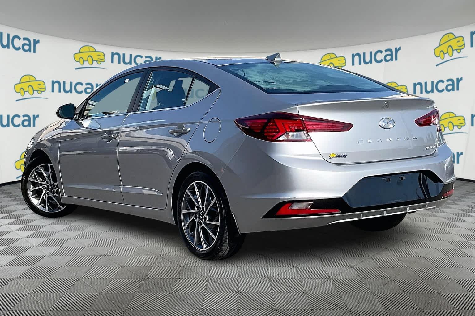 2020 Hyundai Elantra Limited - Photo 4