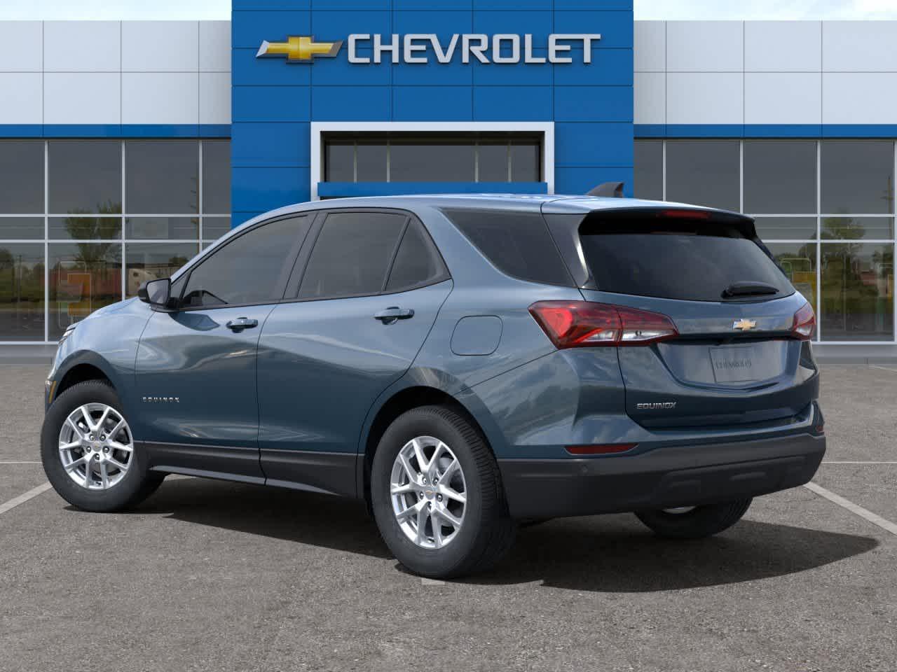 2024 Chevrolet Equinox LS - Photo 3