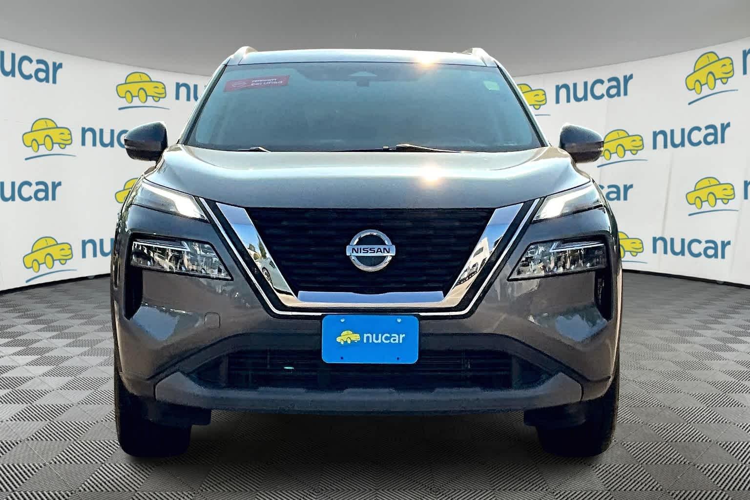 2021 Nissan Rogue SV - Photo 2