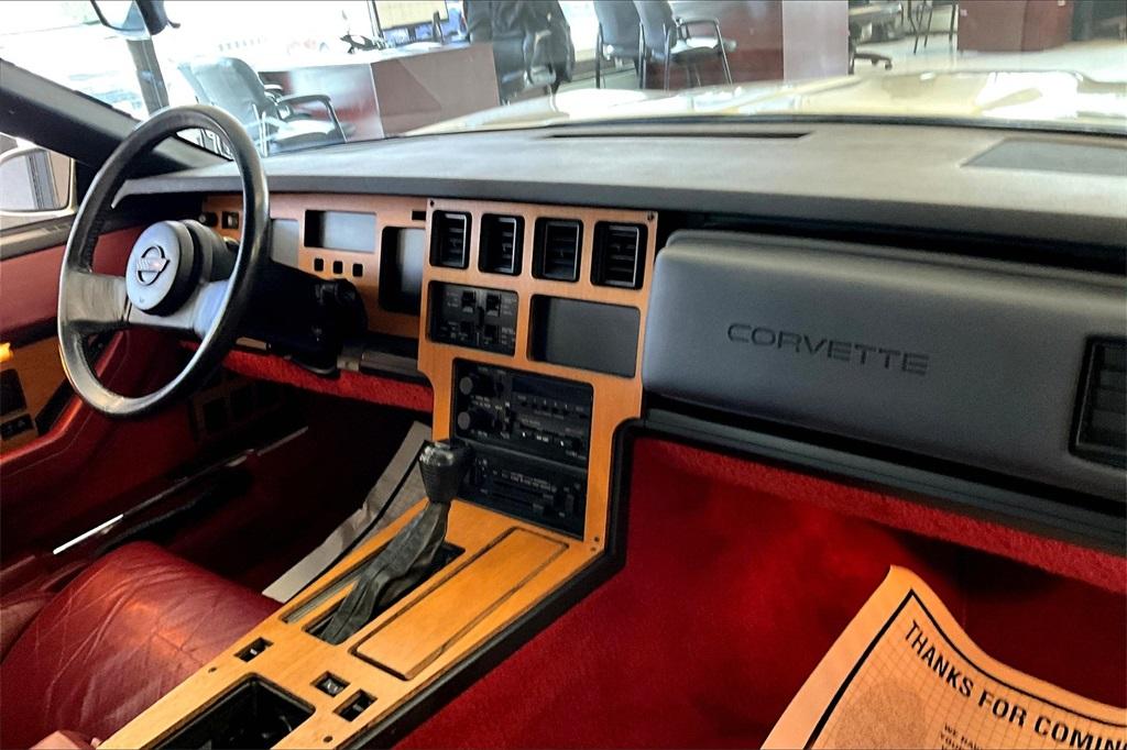 1984 Chevrolet Corvette Base - Photo 11