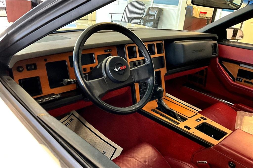 1984 Chevrolet Corvette Base - Photo 6