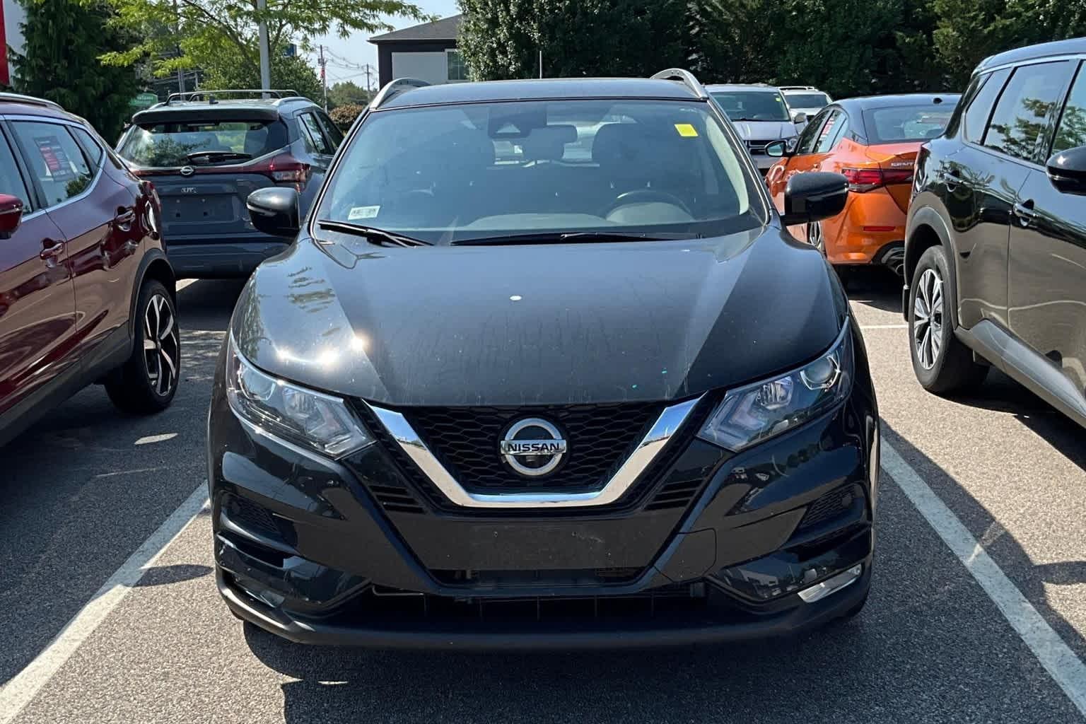 2021 Nissan Rogue Sport SV - Photo 2