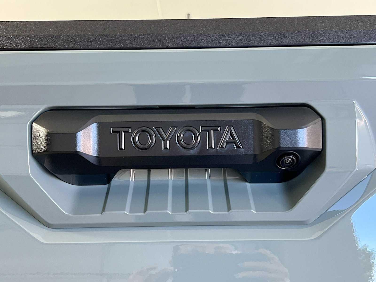 2024 Toyota Tundra SR5 CrewMax 5.5 Bed - Photo 18