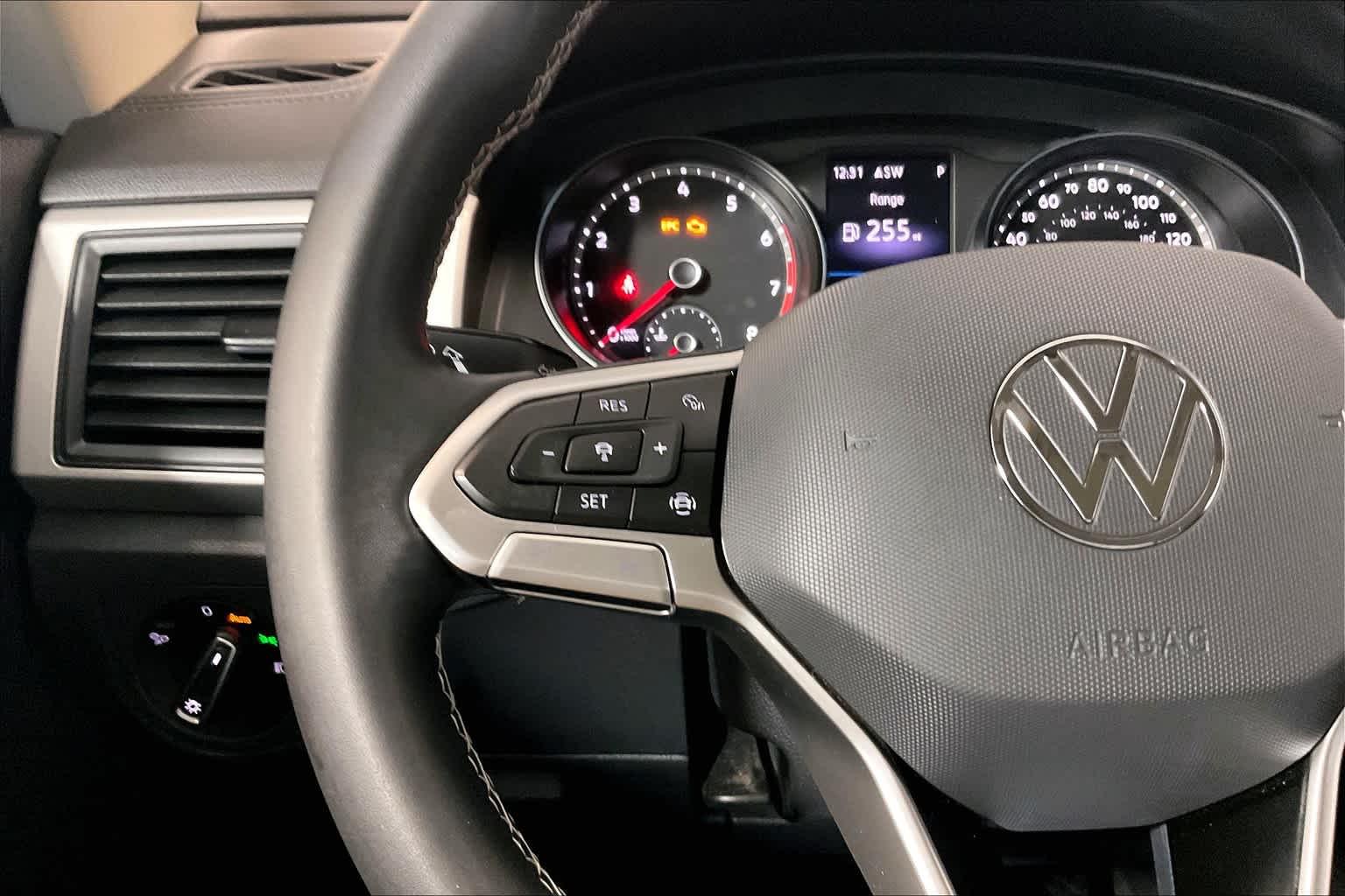 2021 Volkswagen Atlas 3.6L V6 SE w/Technology - Photo 24