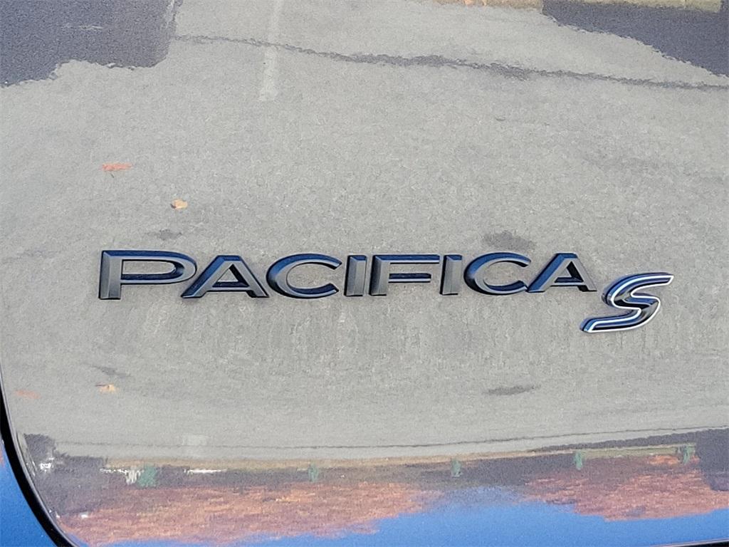 2021 Chrysler Pacifica Limited - Photo 28