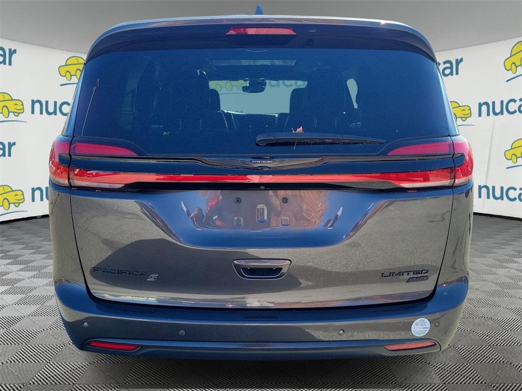 2021 Chrysler Pacifica Limited - Photo 5