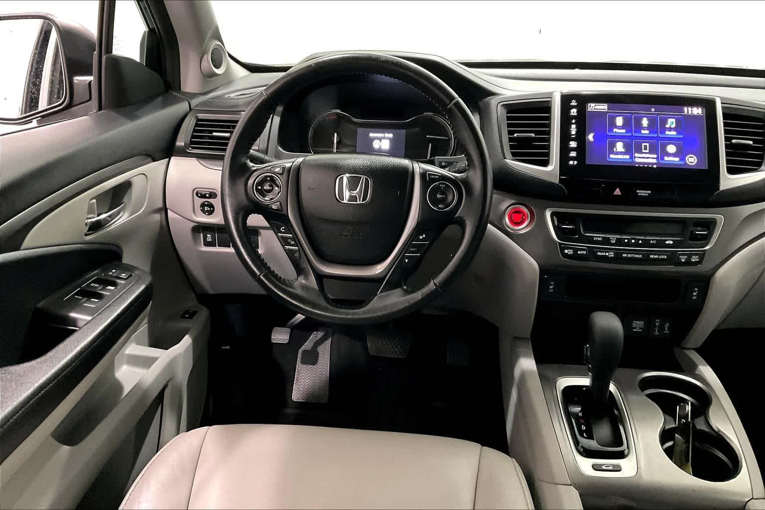 2017 Honda Pilot EX-L - Photo 18