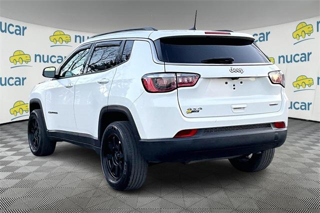 2020 Jeep Compass Latitude - Photo 2