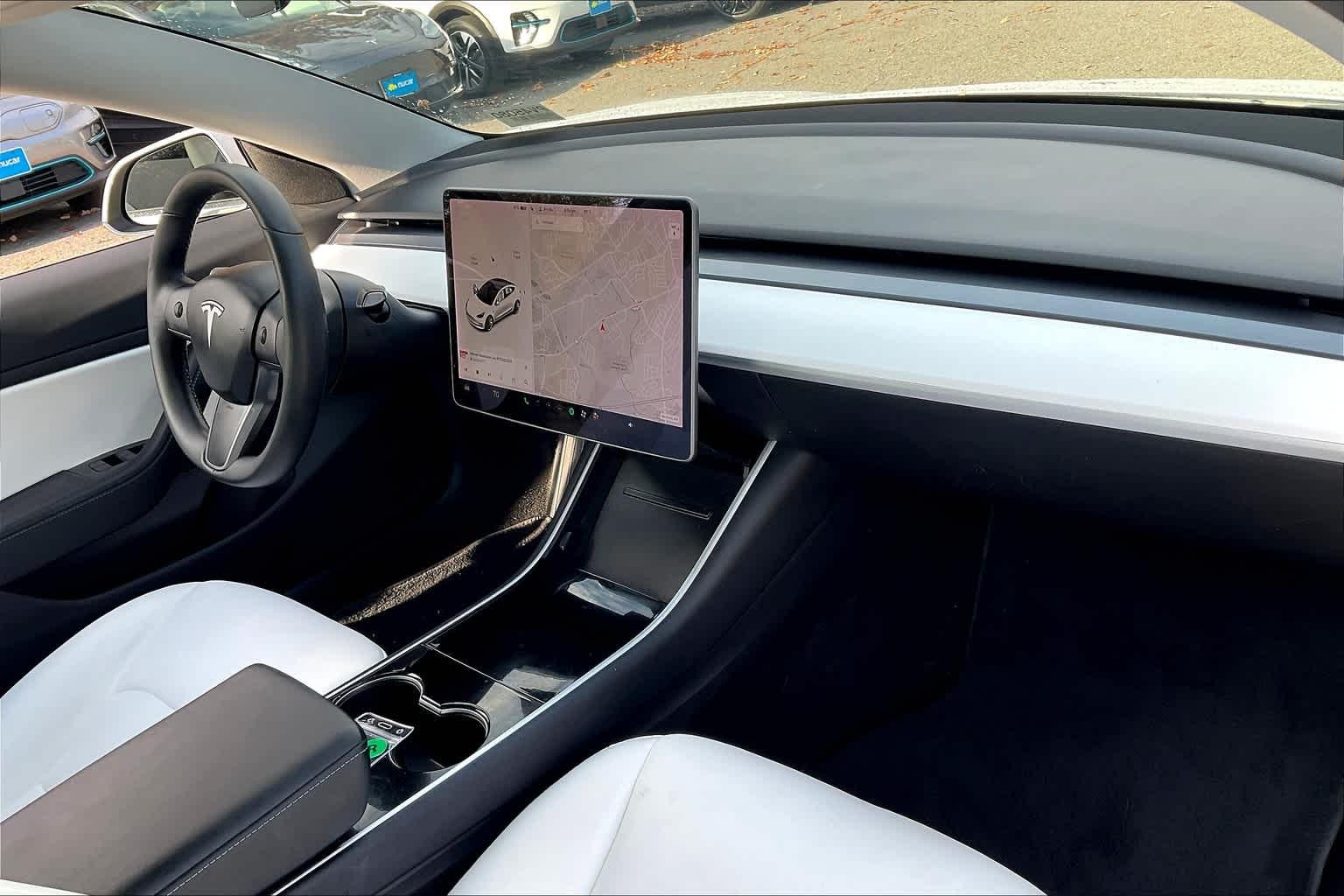 2019 Tesla Model 3 Long Range - Photo 14