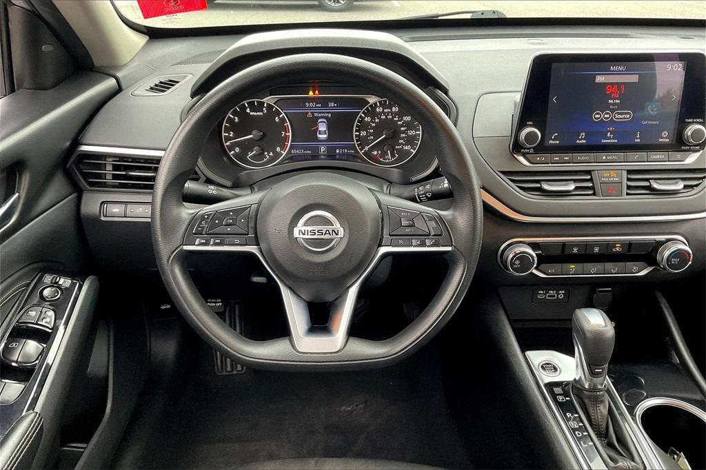 2021 Nissan Altima 2.5 SV - Photo 16