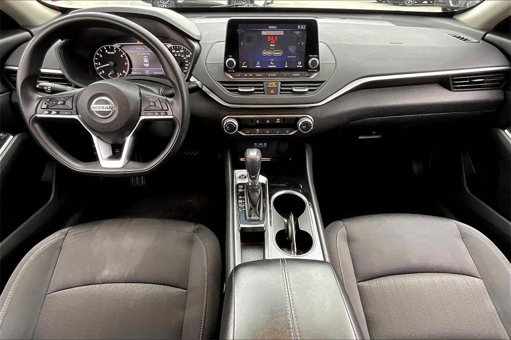 2021 Nissan Altima 2.5 SV - Photo 20