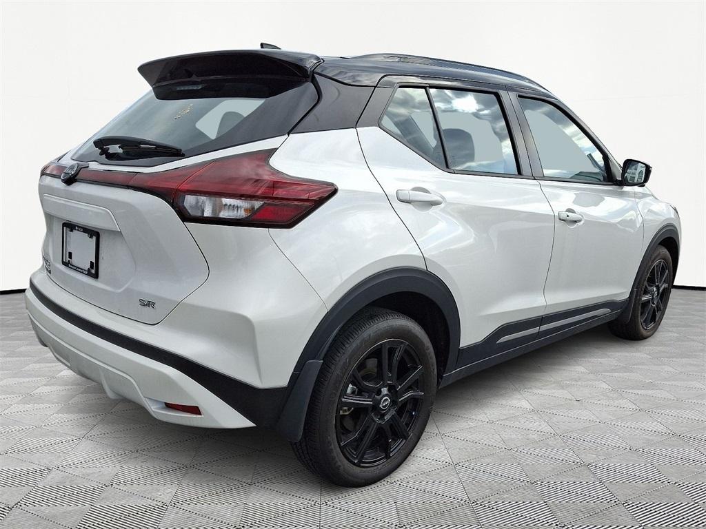 2024 Nissan Kicks SR - Photo 6